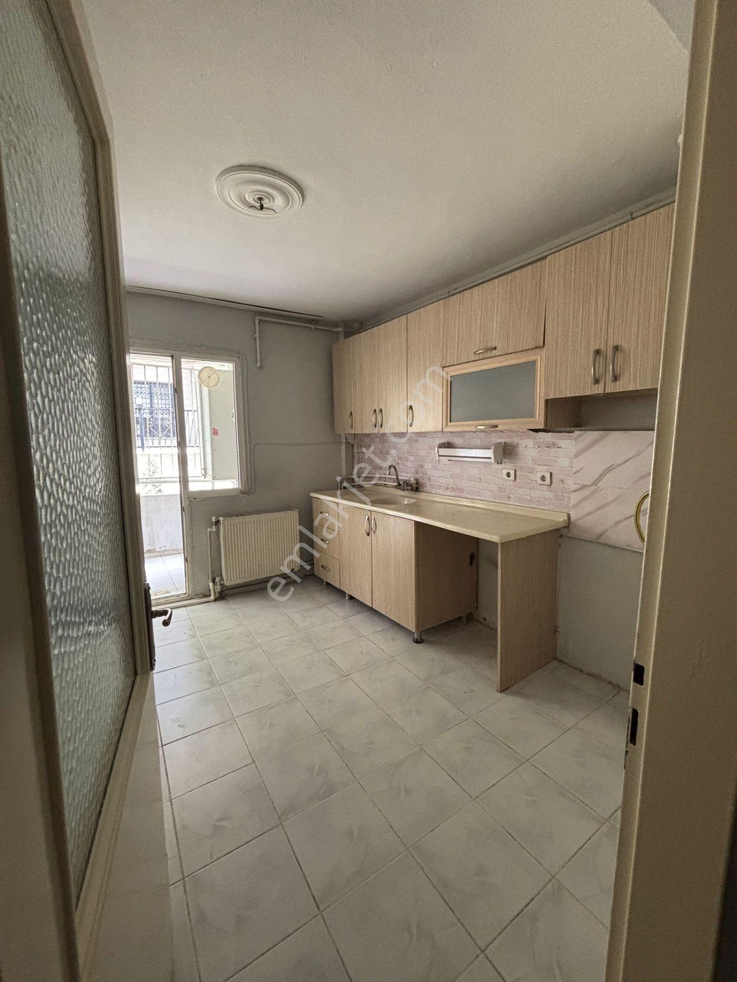 Acill Buca-koop Mah.de Otoban Yanı 3+1 120m2 Dgazlı Y.giriş Asansörlü Site İçi Satılık Daire - Görsel 8