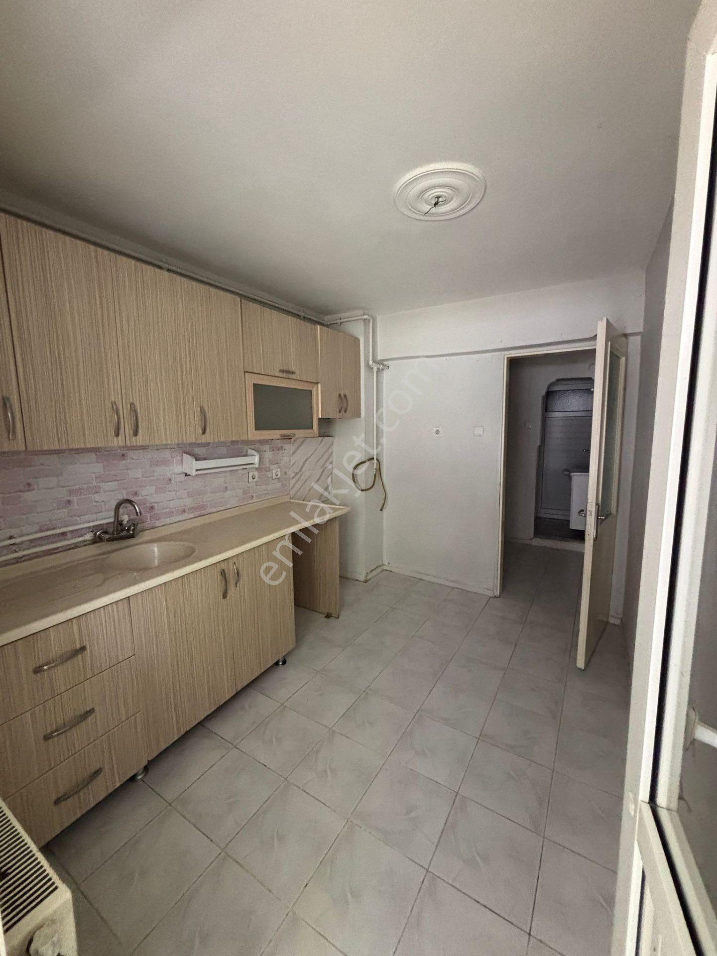 Acill Buca-koop Mah.de Otoban Yanı 3+1 120m2 Dgazlı Y.giriş Asansörlü Site İçi Satılık Daire - Görsel 10