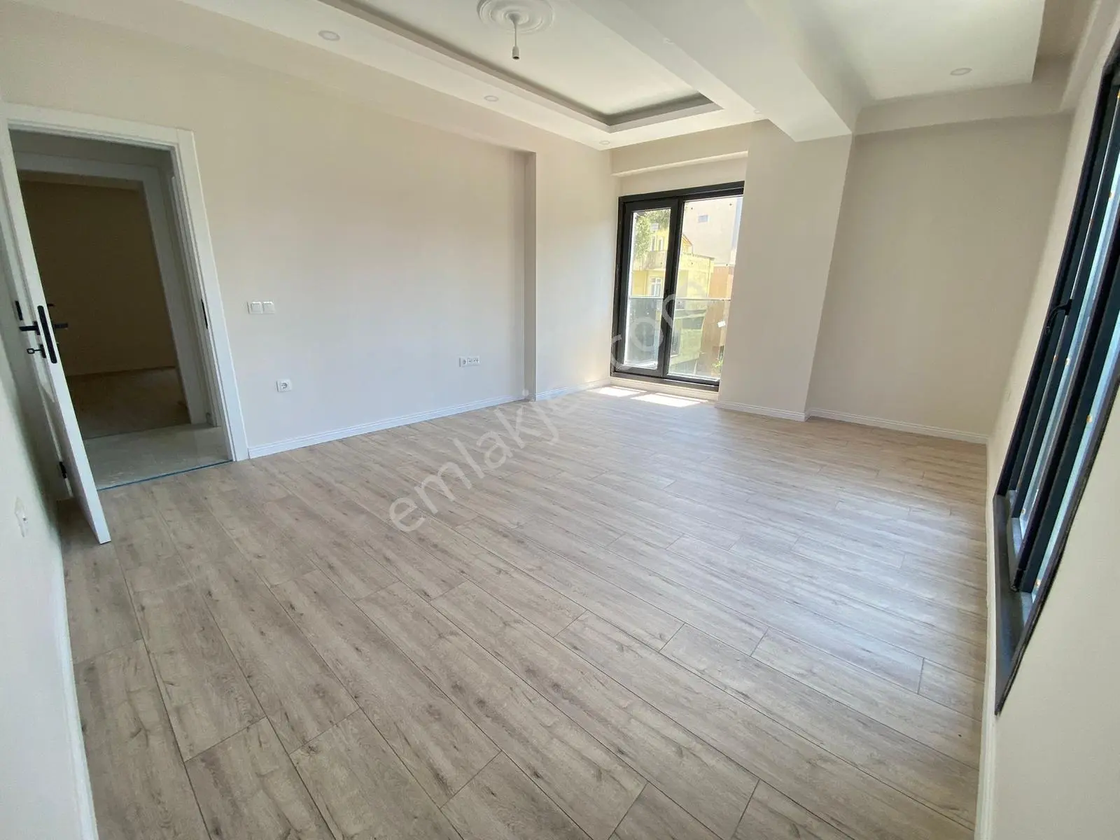 Focus'tan Marmaraya Yakın,sıfır,geniş,a.otoparklı,modern,şık 3+1 - Görsel 2