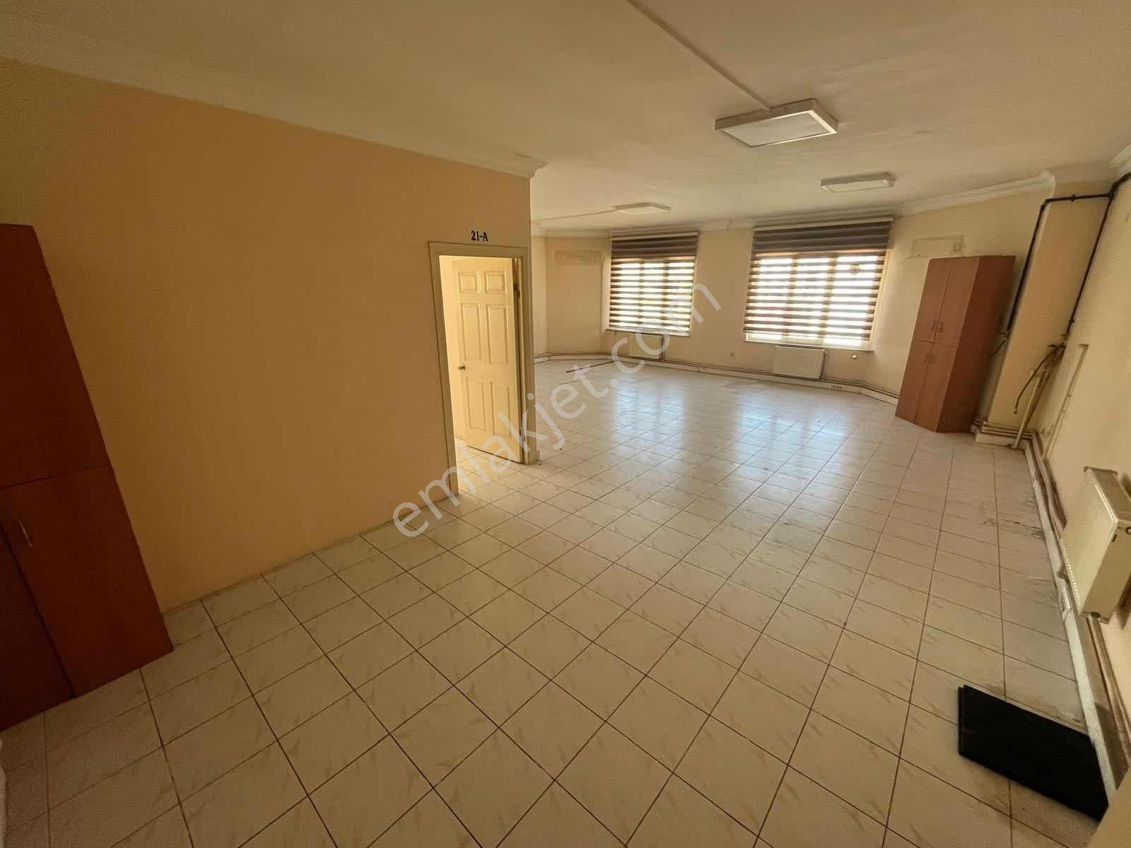 Tuzla Merkezde Kullanışlı 120 M2 1+1 Kiralık Ofis&büro - Görsel 5
