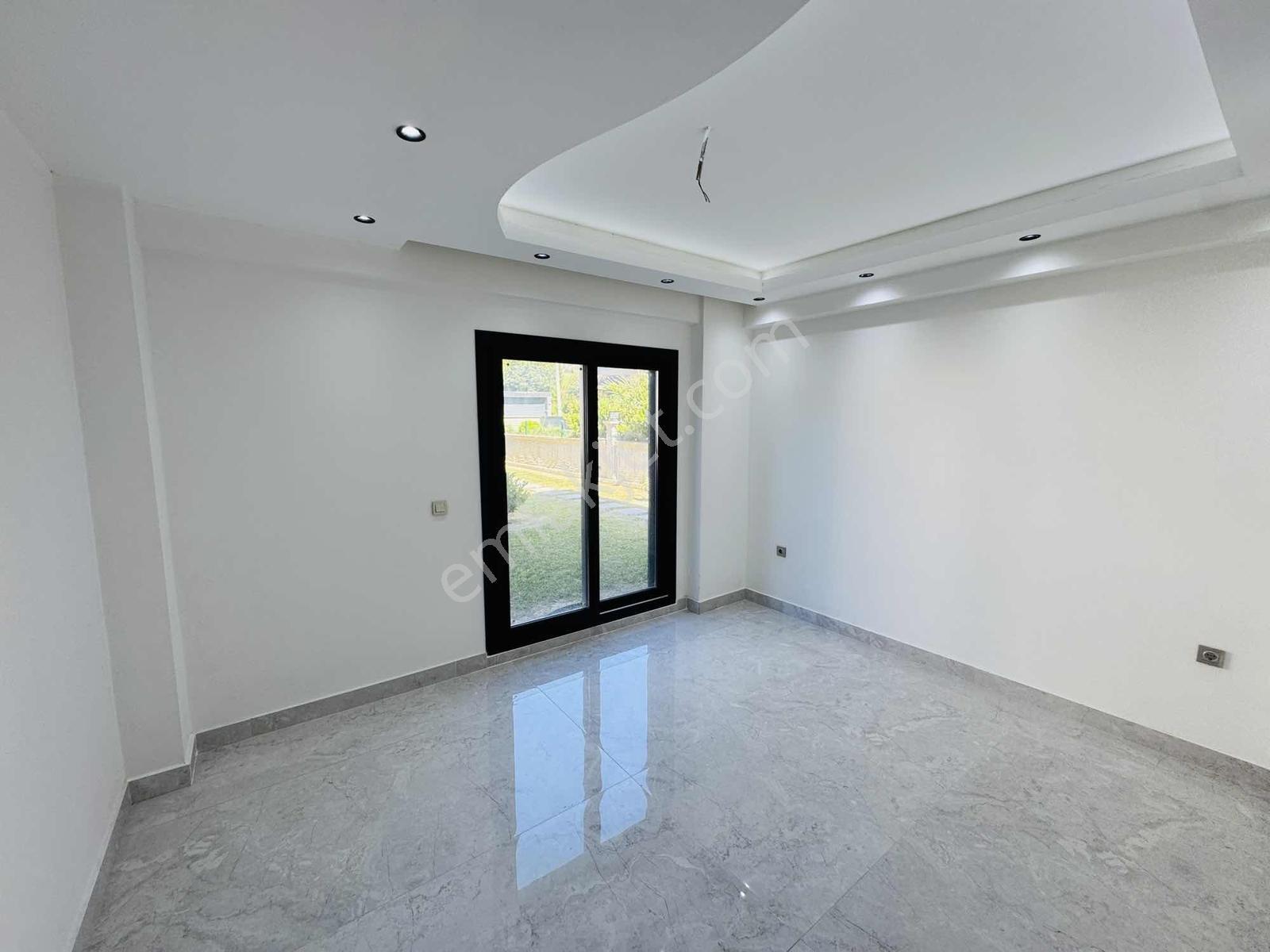 Kuşadası Güzelçamlıda Deniz Manzaralı Satılık 4+1 Müstakil Villa - Görsel 19