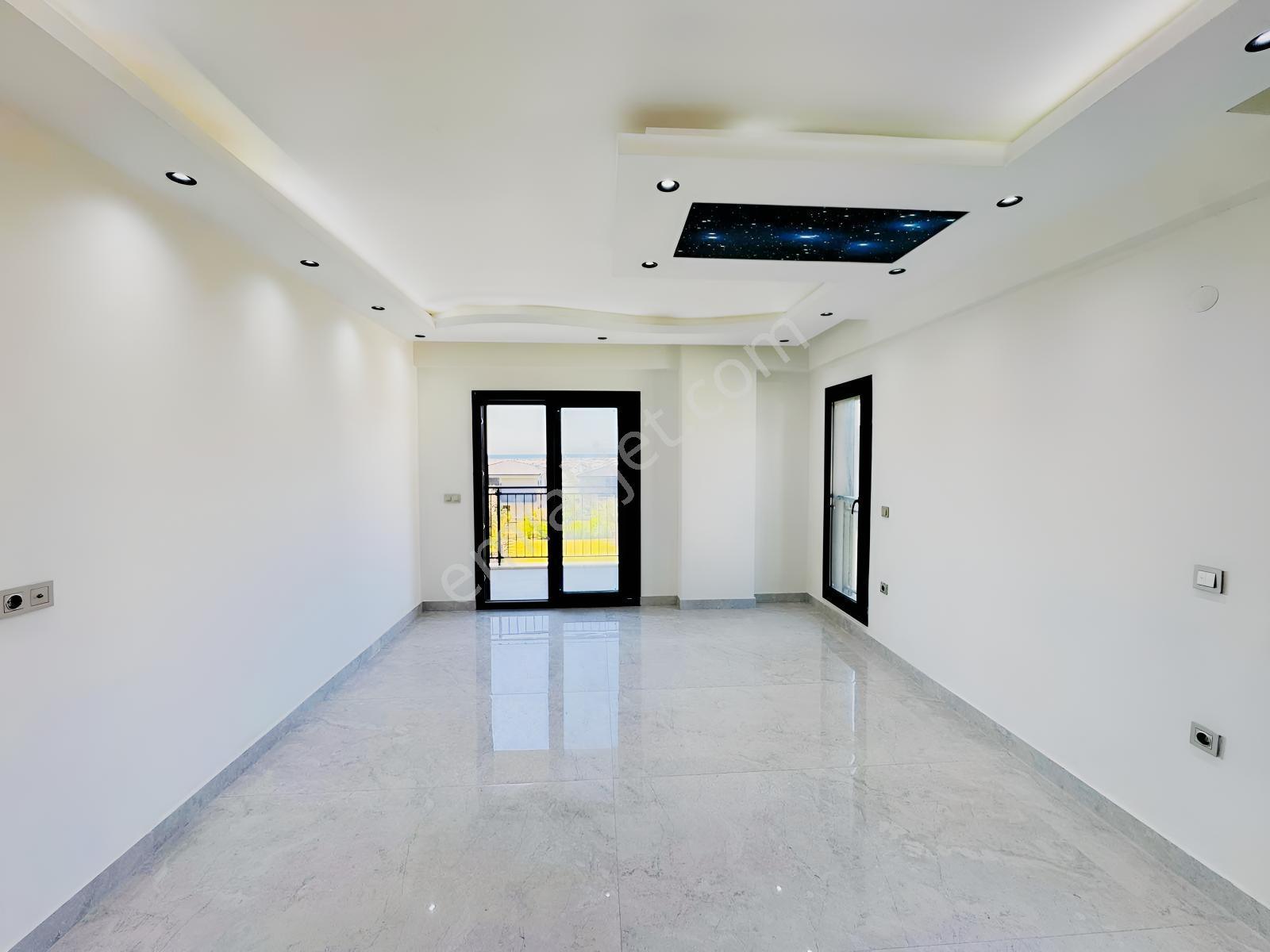 Kuşadası Güzelçamlıda Deniz Manzaralı Satılık 4+1 Müstakil Villa - Görsel 16