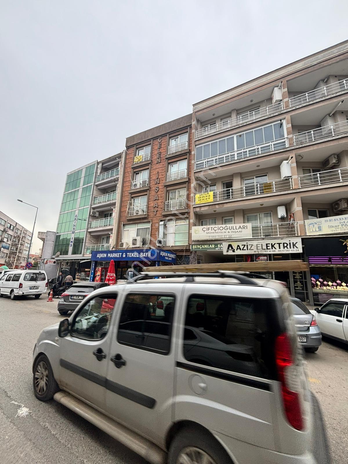 Menderes Merkezde Satılık 2+1 Daire - Görsel 2
