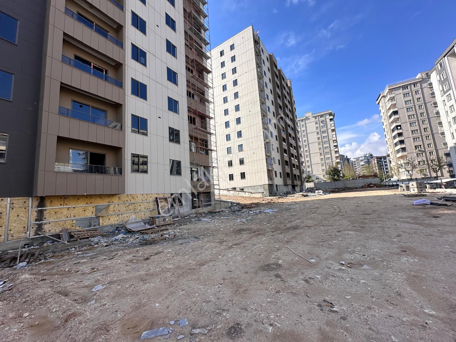 Akev Gayrimenkul'den Kköprü Akpiyar'da Sitede 1+1 Ara Kat Daire - Görsel 20