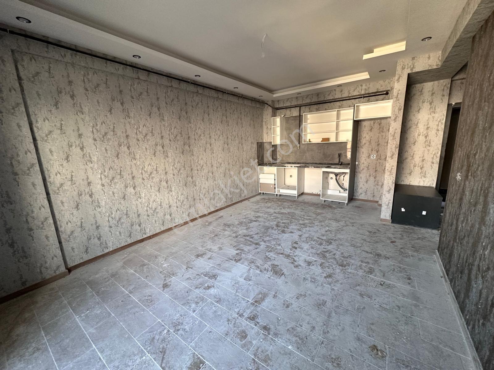 Akev Gayrimenkul'den Kköprü Akpiyar'da Sitede 1+1 Ara Kat Daire - Görsel 4