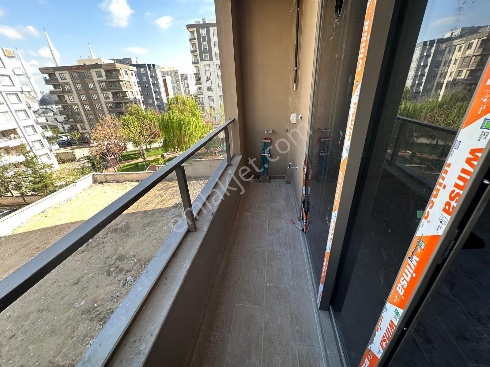 Akev Gayrimenkul'den Kköprü Akpiyar'da Sitede 1+1 Ara Kat Daire - Görsel 7
