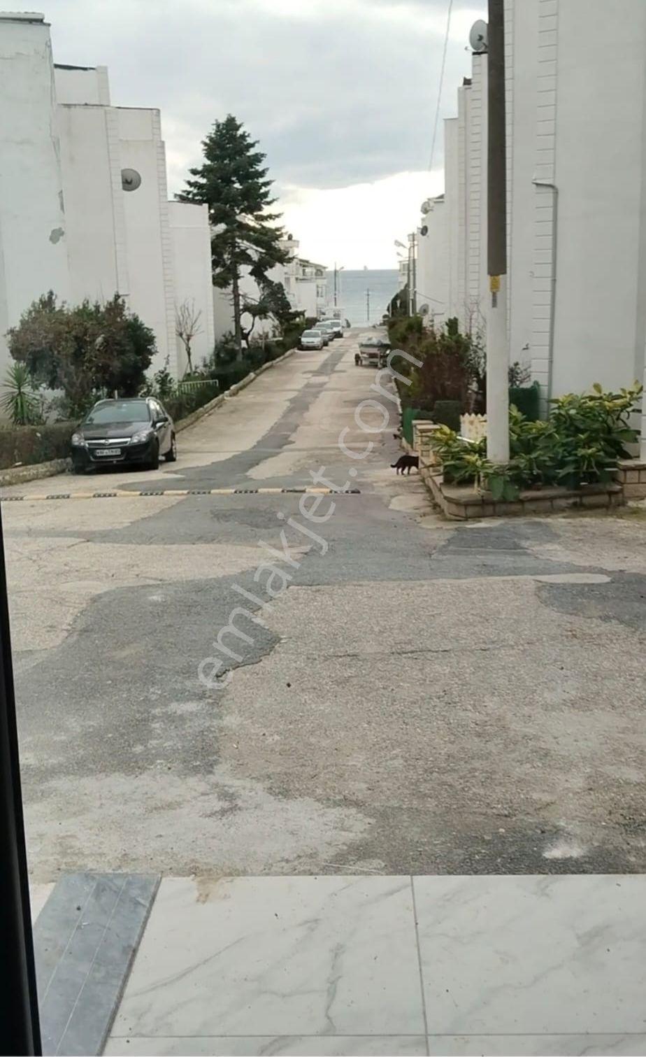 Büşra Gayrimenkulden Yalıköy Sitesinde Satılık Daire 2+1 80m2 - Görsel 10