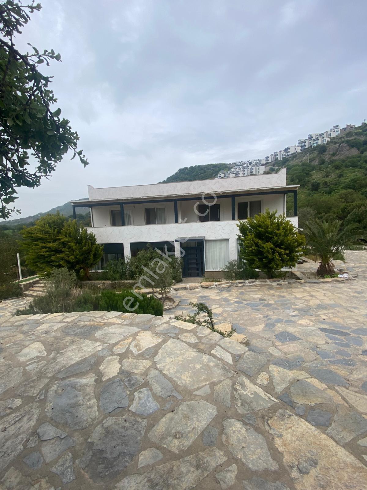Turgutreis'te 2000 M² Bahçe İçinde Deniz Manzaralı Müstakil 3+1 - Görsel 3