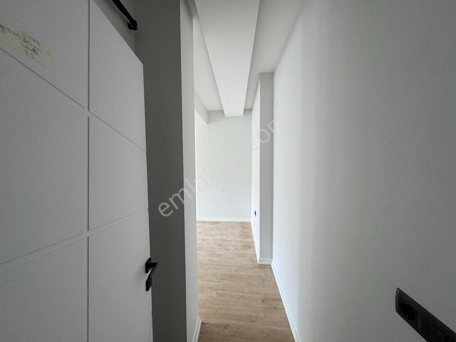 Yenikaramanda Metroya Yakın Sıfır 2+1 Kullanışlı Daire - Görsel 9
