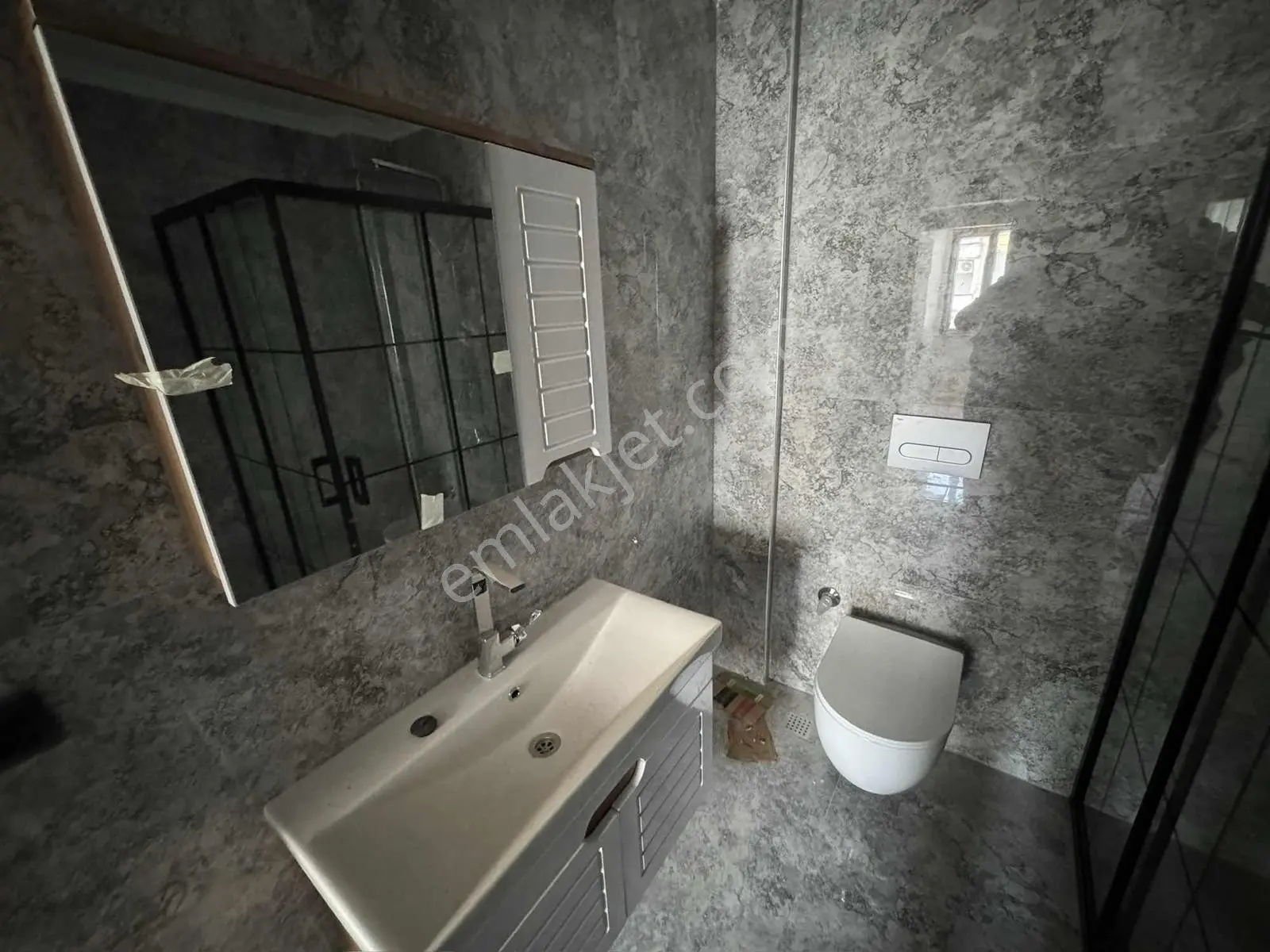 Yenikaramanda Metroya Yakın Sıfır 2+1 Kullanışlı Daire - Görsel 16