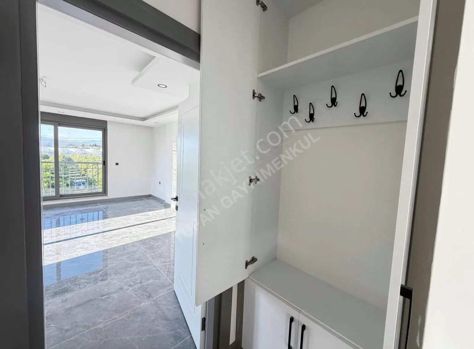 Manavgat Ilıcada Satılık Lüks Daire - Görsel 2