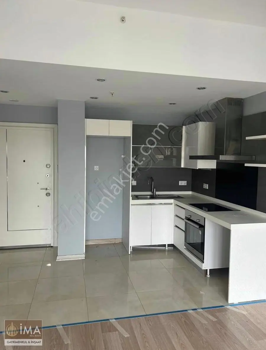 İma'dan Medikule İstanbulda Satılık 2+1 Daire - Görsel 3