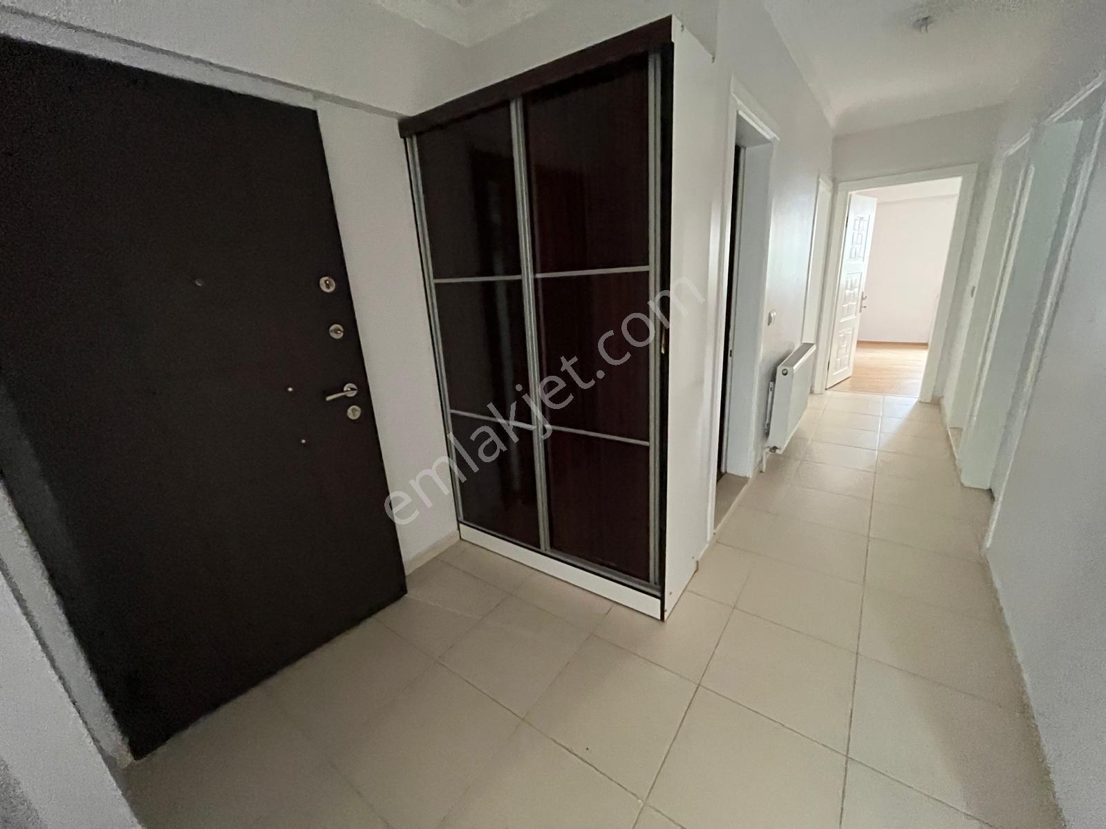 Adnan Menderes Mah. Kiralık 3+1 Daire (130m²) - Görsel 16