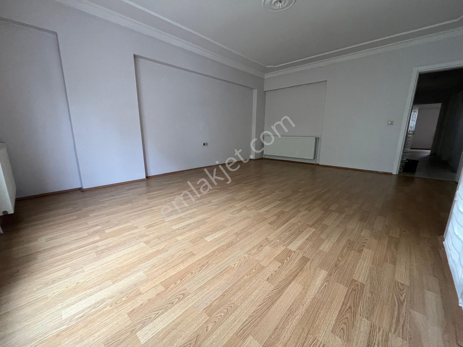Adnan Menderes Mah. Kiralık 3+1 Daire (130m²) - Görsel 6