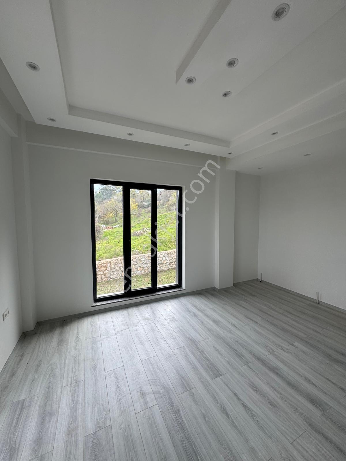Taha Ergin Gayrimenkulden Doğa İçinde Manzaralı Villa - Görsel 3