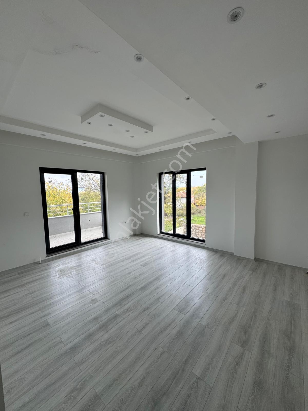 Taha Ergin Gayrimenkulden Doğa İçinde Manzaralı Villa - Görsel 4
