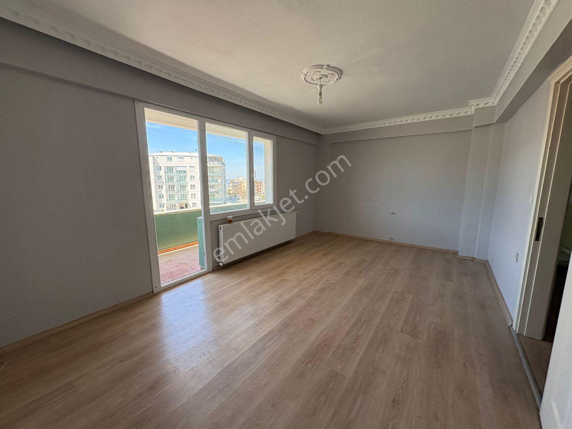 Örnekkenttde Ön Cephe 2+1 Kapalı Mutfak Satılık Daire - Görsel 2