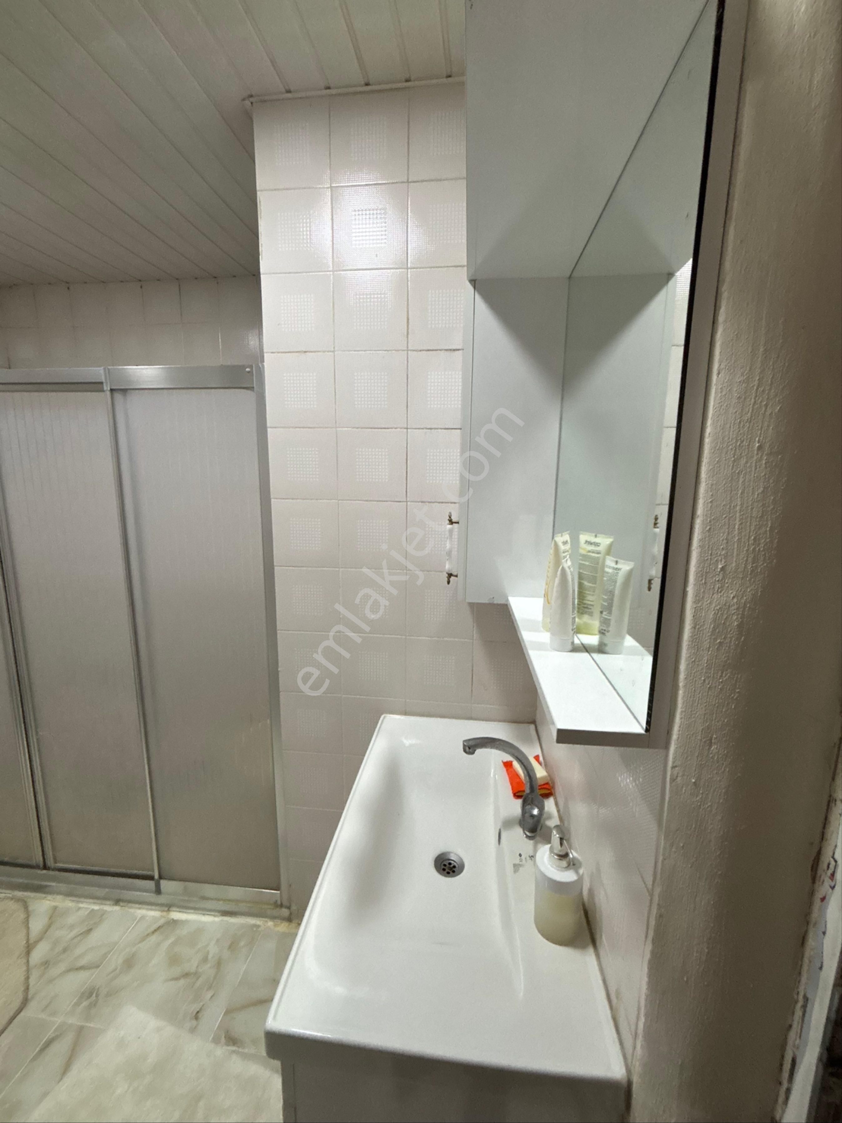 Evimiz Hamidiye Mahallesinde 4+1 250 Metrekare **acil Satılıktır**doğalgazlıdır. - Görsel 10