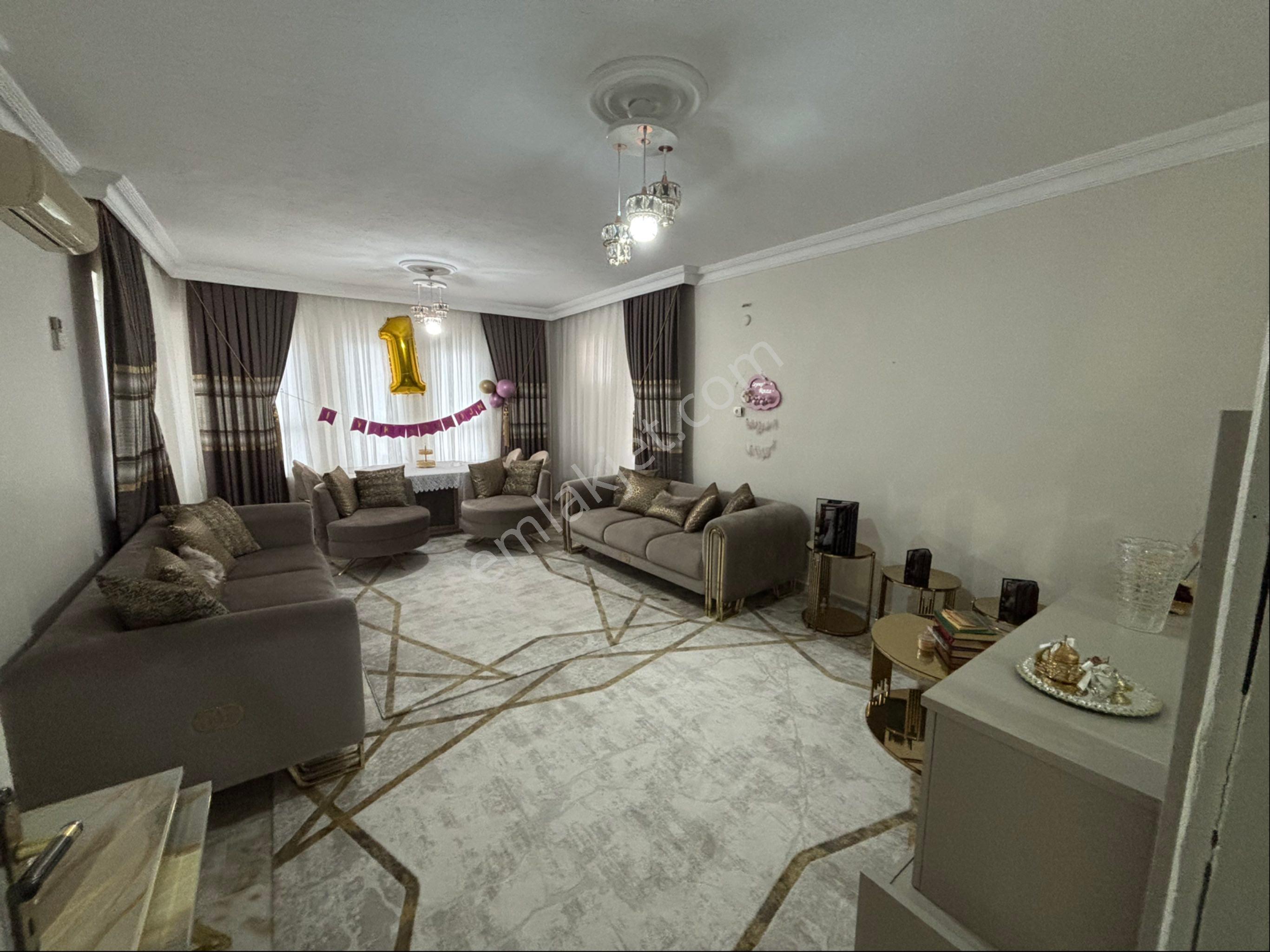Evimiz Hamidiye Mahallesinde 4+1 250 Metrekare **acil Satılıktır**doğalgazlıdır. - Görsel 9