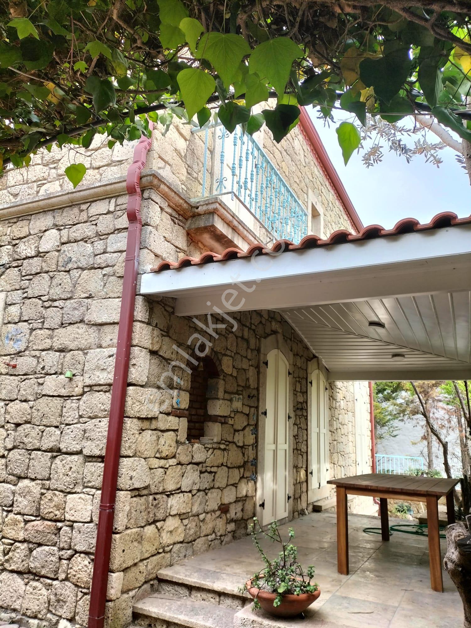 Kapari Bahçe Arkası Ticari Değeri Yüksek Taş Ev - Görsel 22