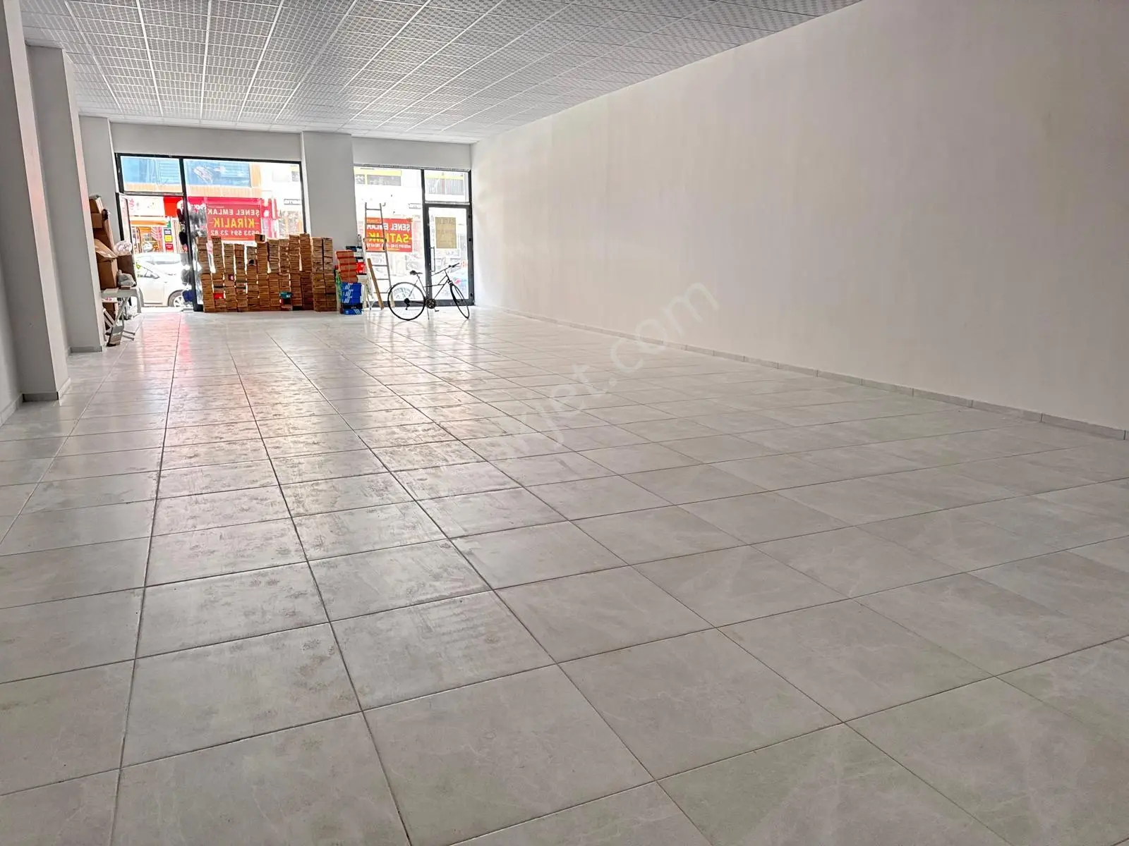 Bal Gayrimenkul'den Kasımpaşada Geniş Cepheli 180 M2 Dükkan - Görsel 12