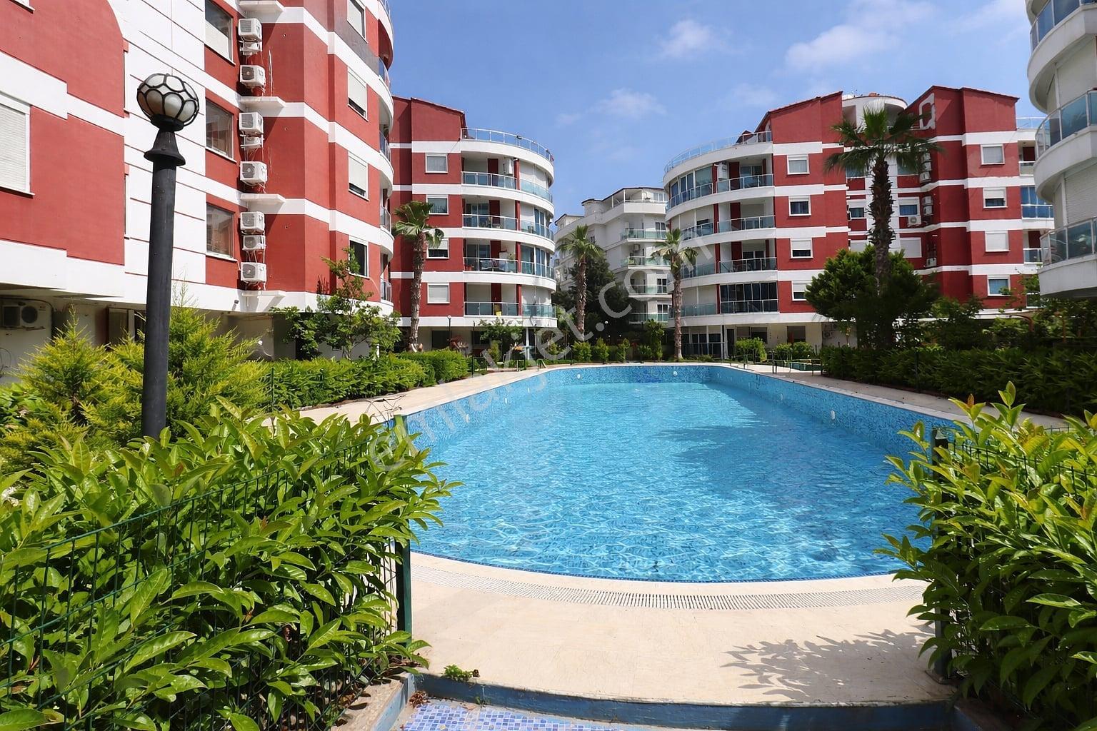 Hurmada Plaja Ve Avmye Yakın Güvenlikli Sitede Daire | Tekce