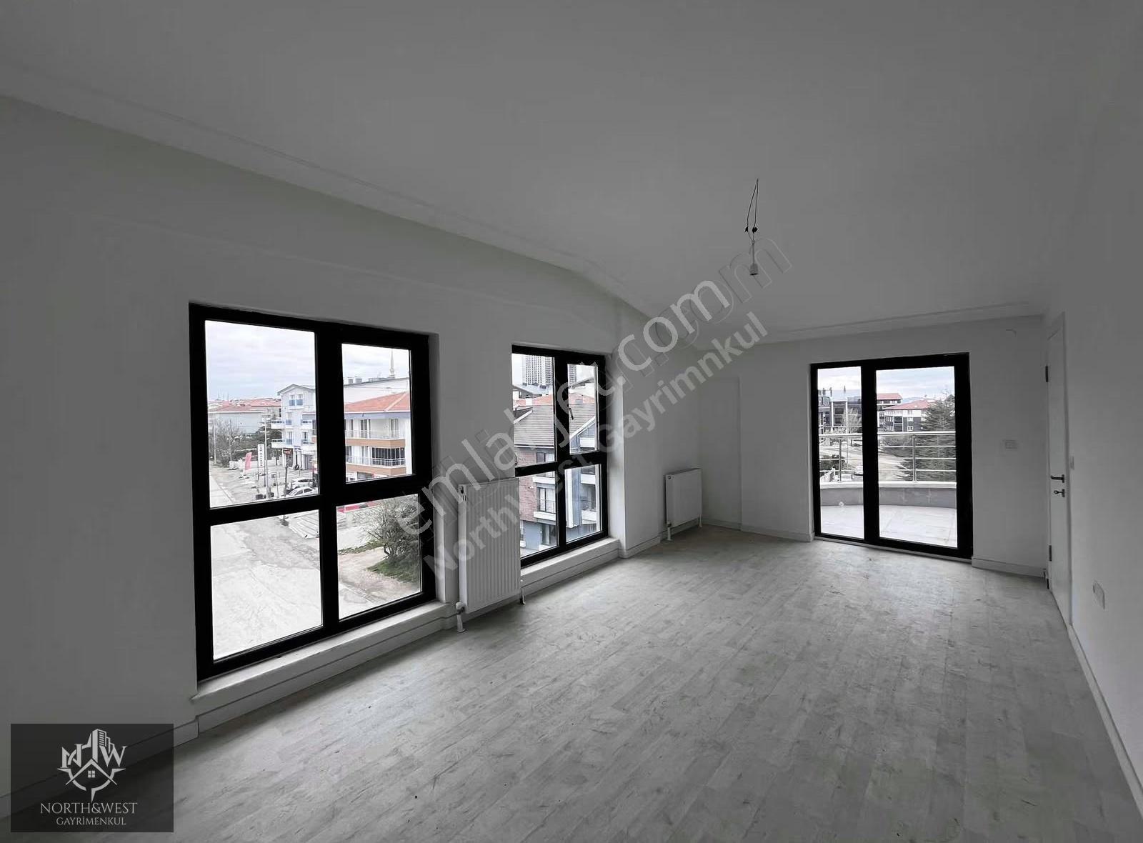 North&west Gayrimenkulden Bulvarda Kiralık 3+1 Daire - Görsel 13