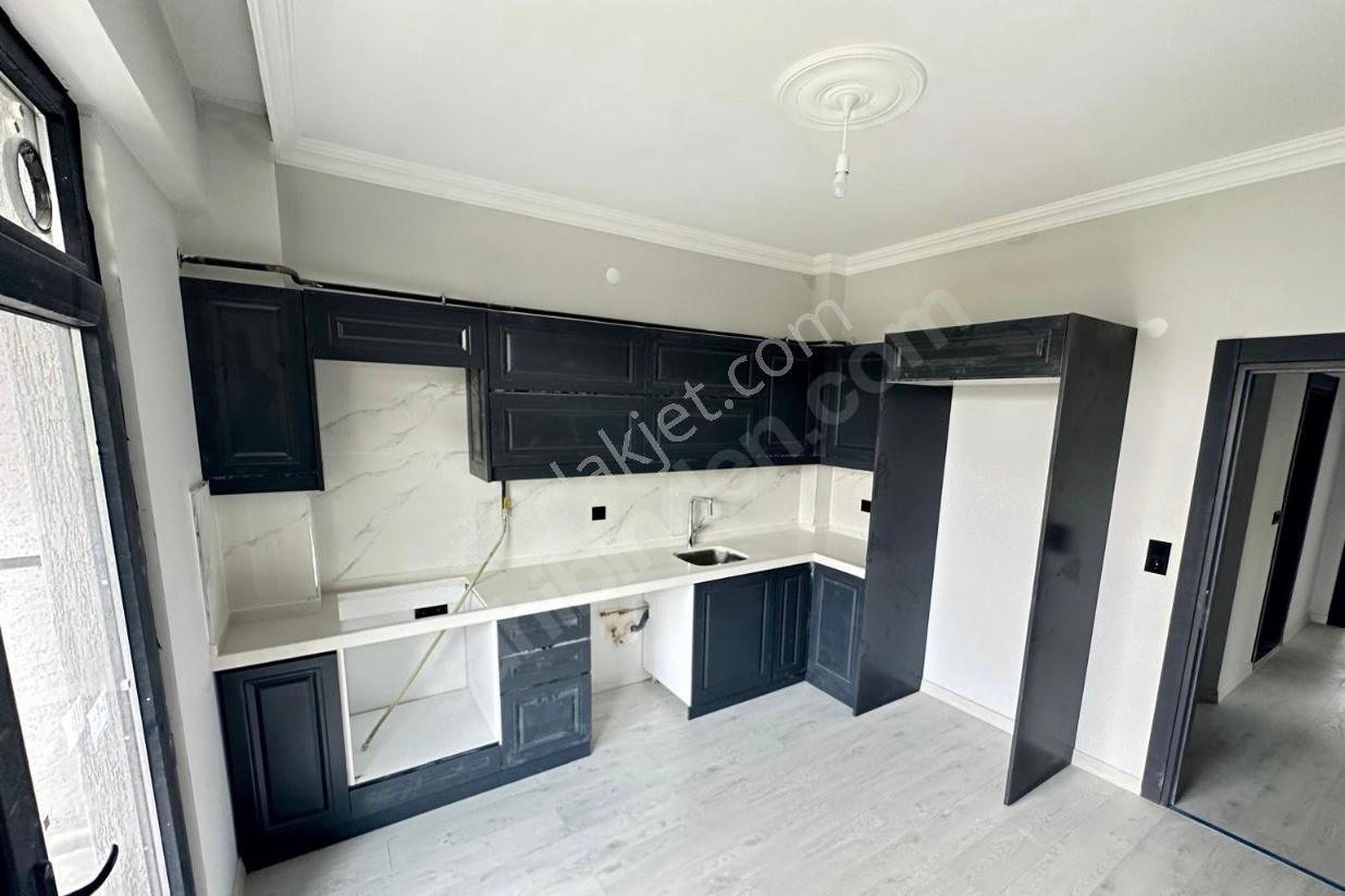 Arifiye Fatih Mahallesinde Kiralık 2+1 Daire !! - Görsel 6