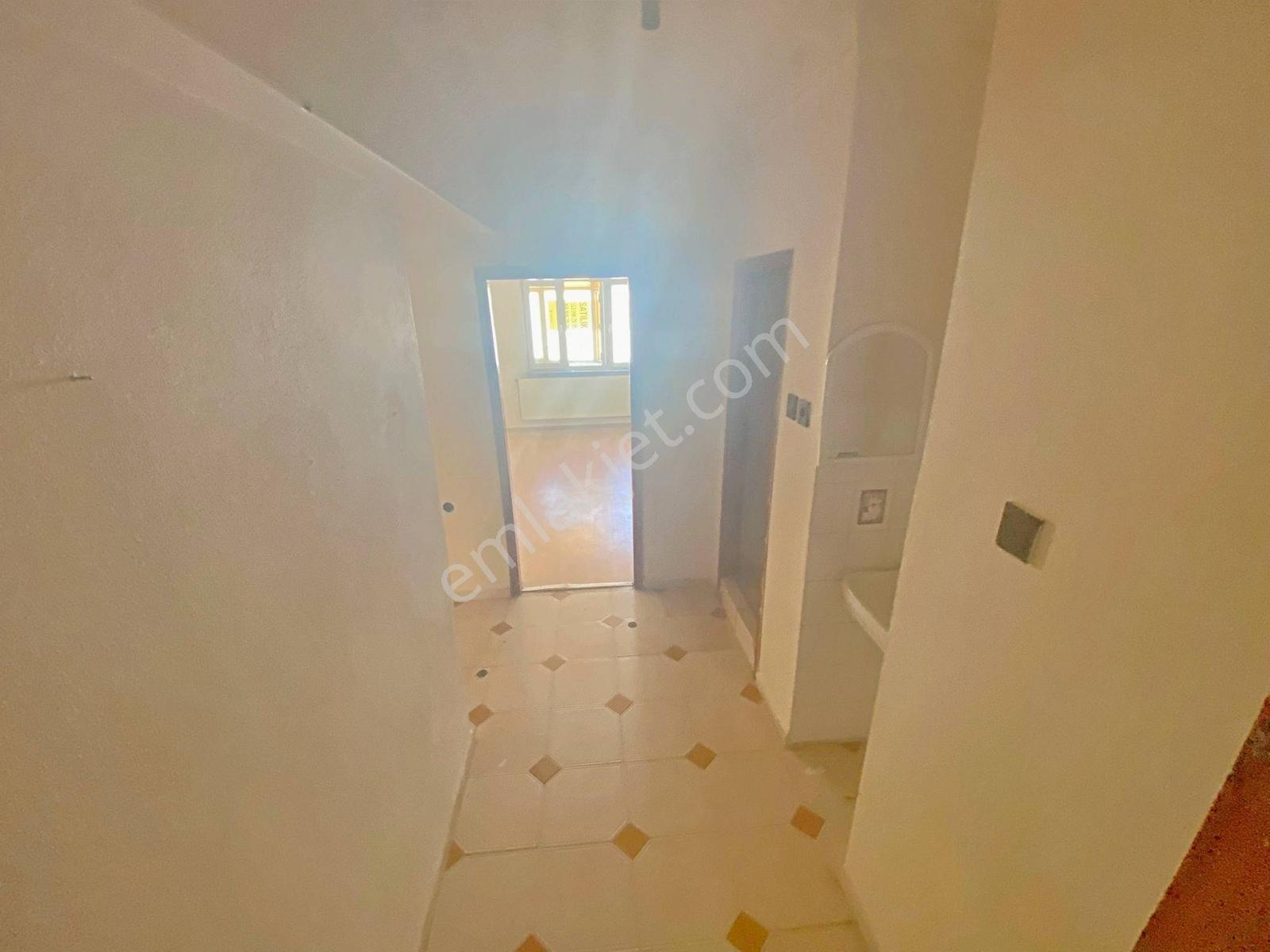 Çelik Emlaktan Sunullah Mah 2+1 Arakat Kiralık Daire - Görsel 10
