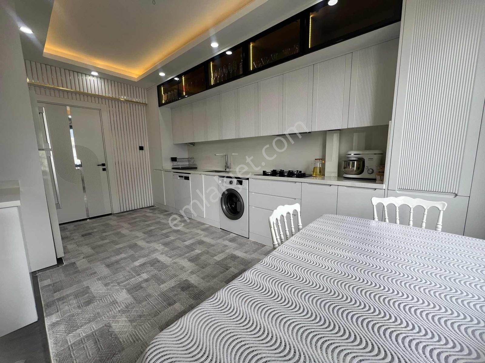 Yeşilloft'tan Satılık 4+1 Daire - Görsel 2