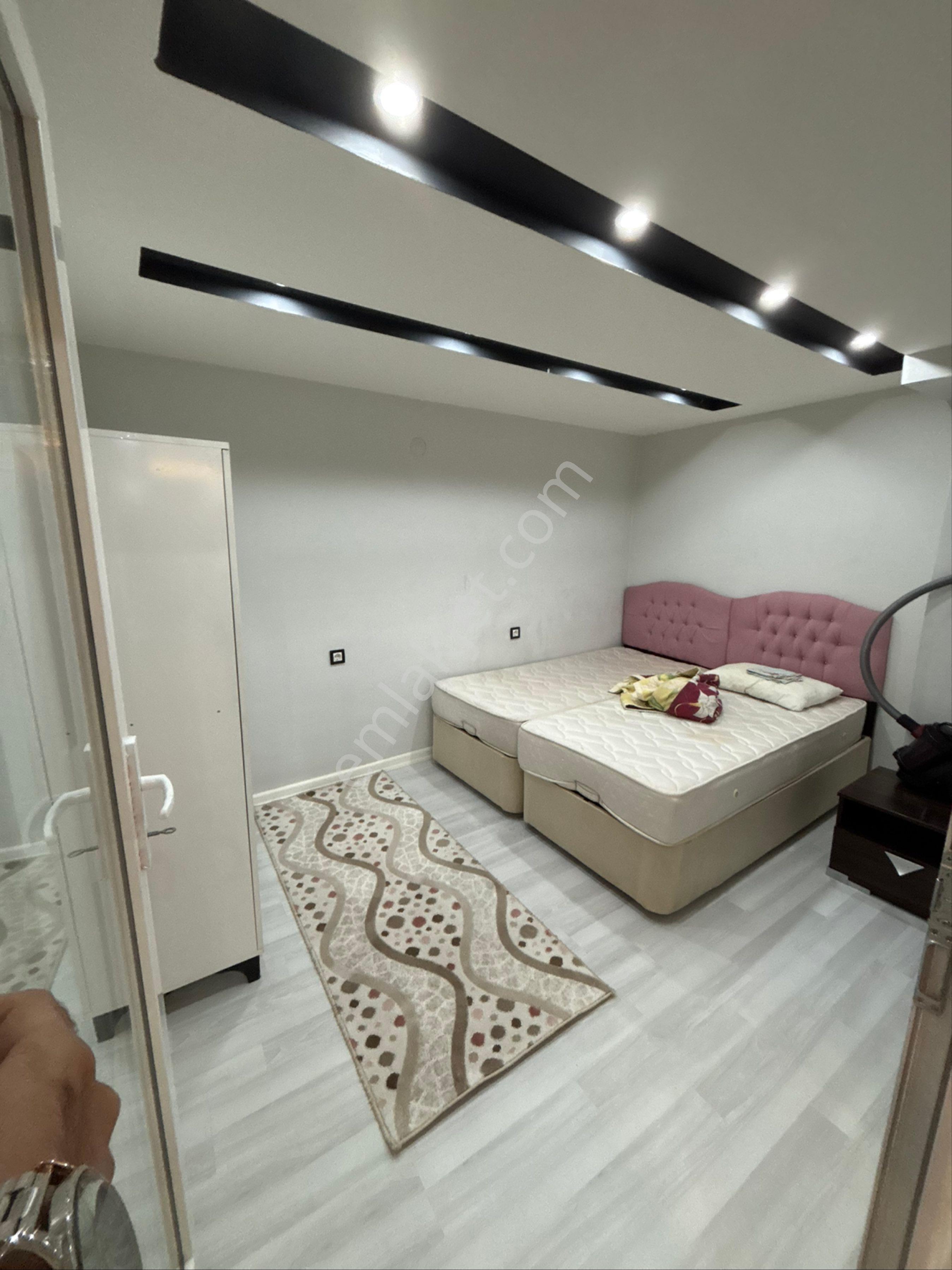 Haliliye Veteriner Caddesi Her Yere Ulaşım Kolaylığı Olan İyi Lokasyonlu 1+1 Eşyalı Evimiz - Görsel 7