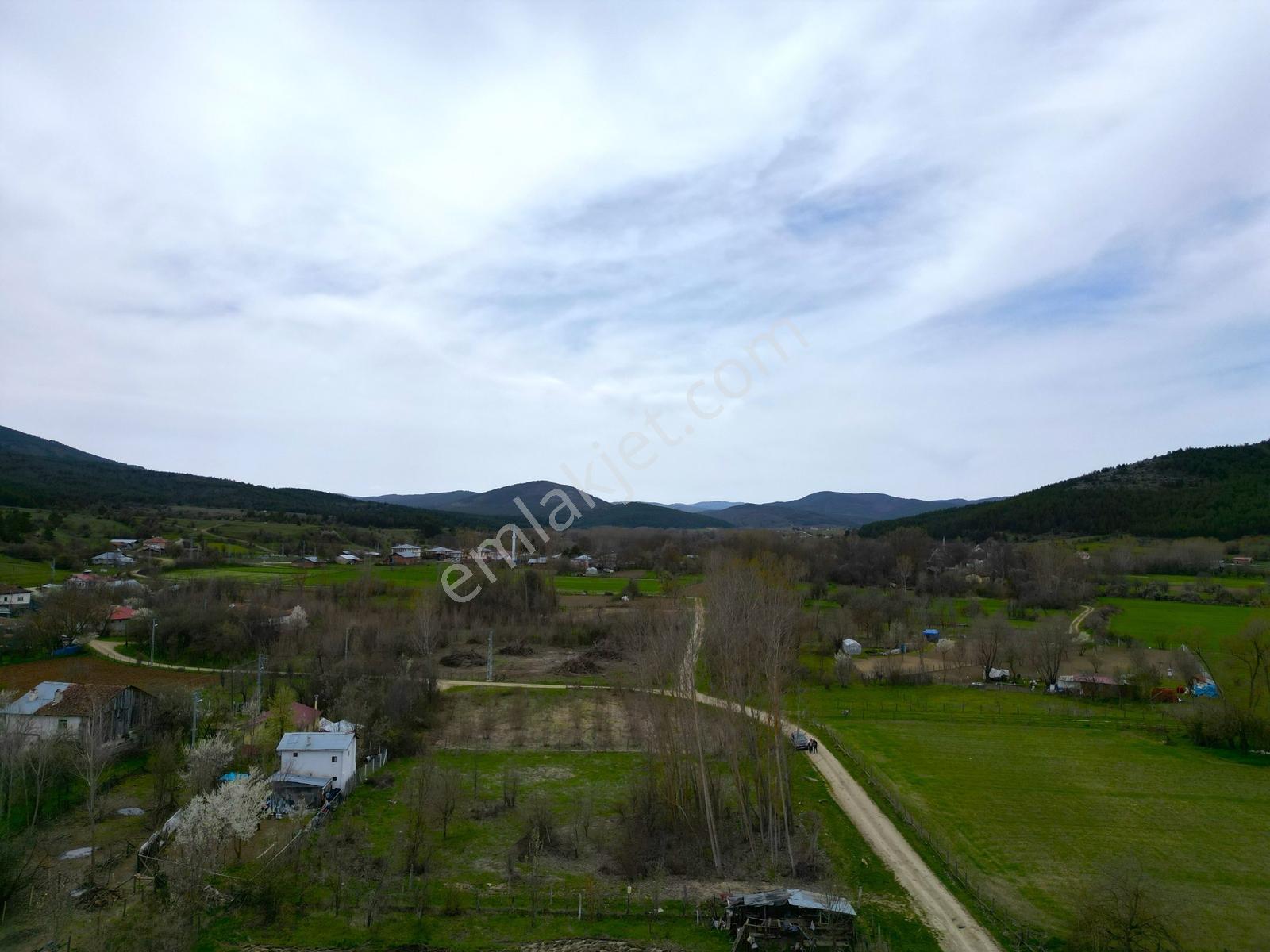 █ Garanti Emlak'tan » Harika Konumda » 825 M² » İmarlı Arsa █ - Görsel 12