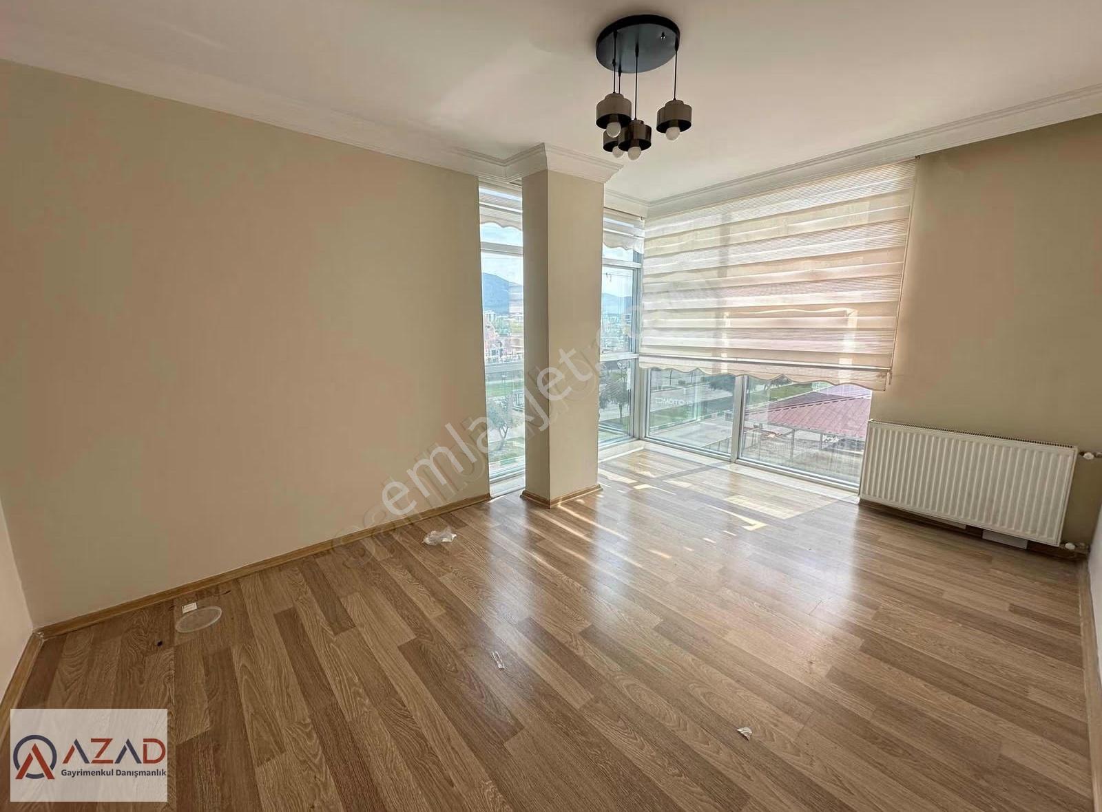 Azad-valilik Civarında Yola Cepheli Kiralık 2+1 Apart - Görsel 16