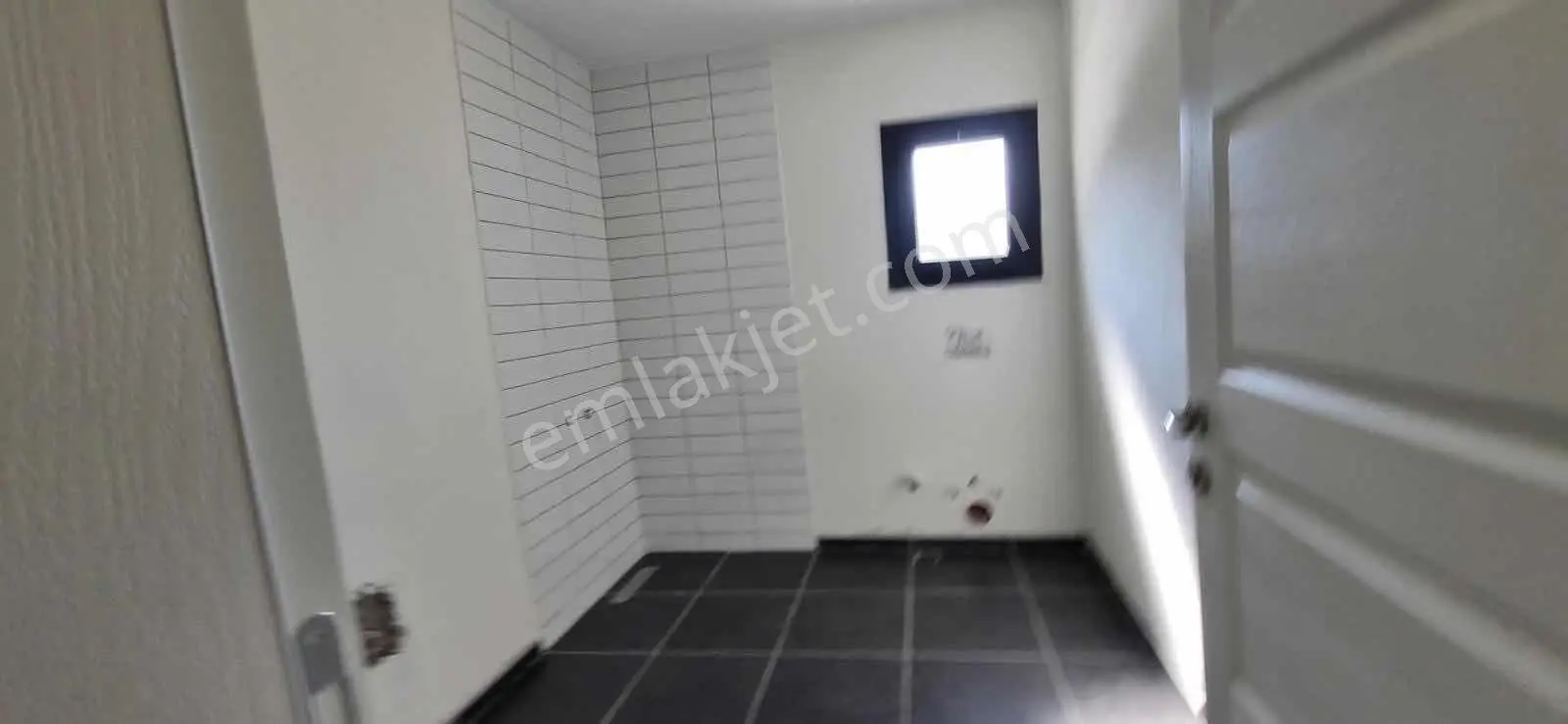 Bornova Yakaköyde Satılık Villa - Görsel 3
