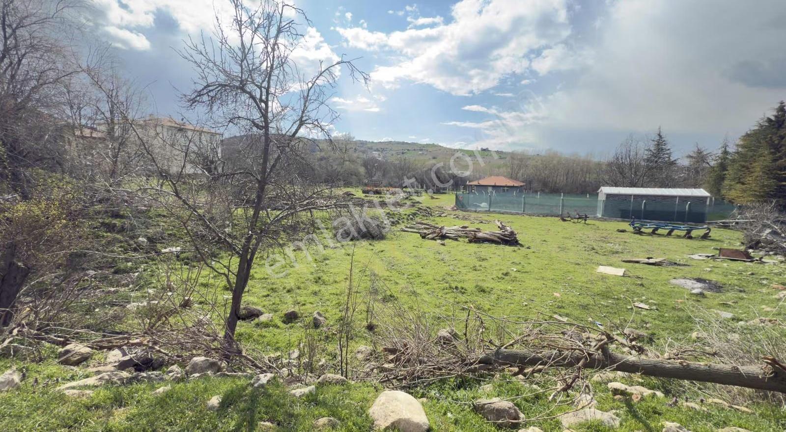 Güvenç Mahallesinde Köyiçi Bahçelik Müstakil Arsa - Görsel 12
