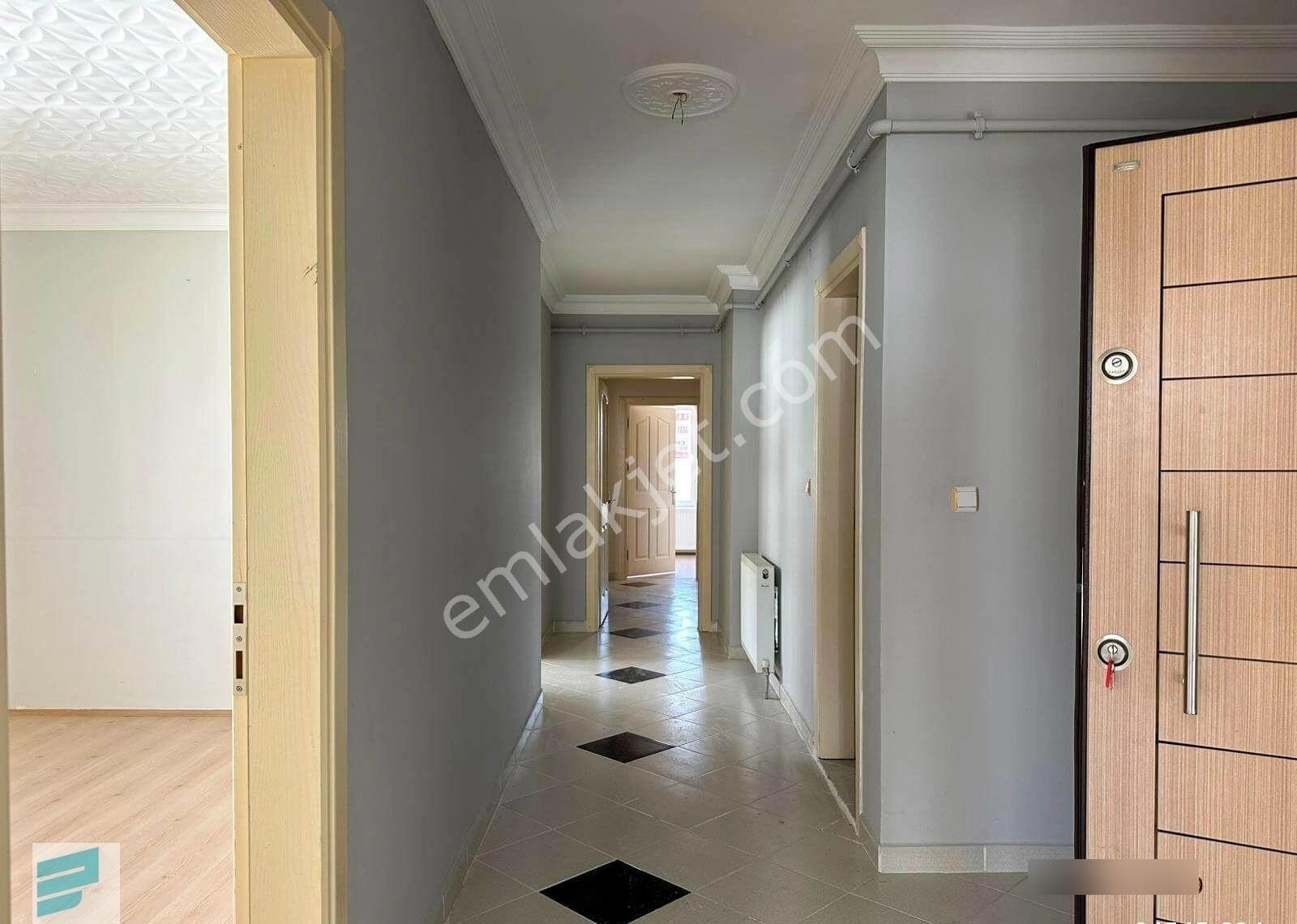 Çeltek Mah.de 3+1 Satılık Daire - Görsel 6