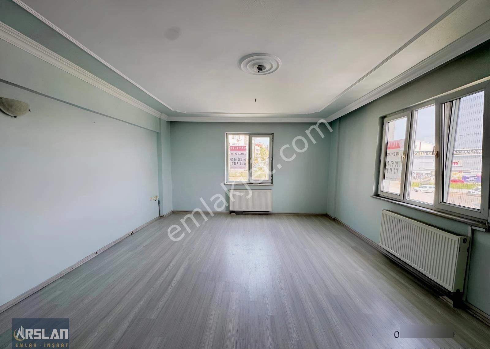 İnegöl Esentepe Mah,145m2, 3+1, 5.kat, Reyhan Site,satılık Daire