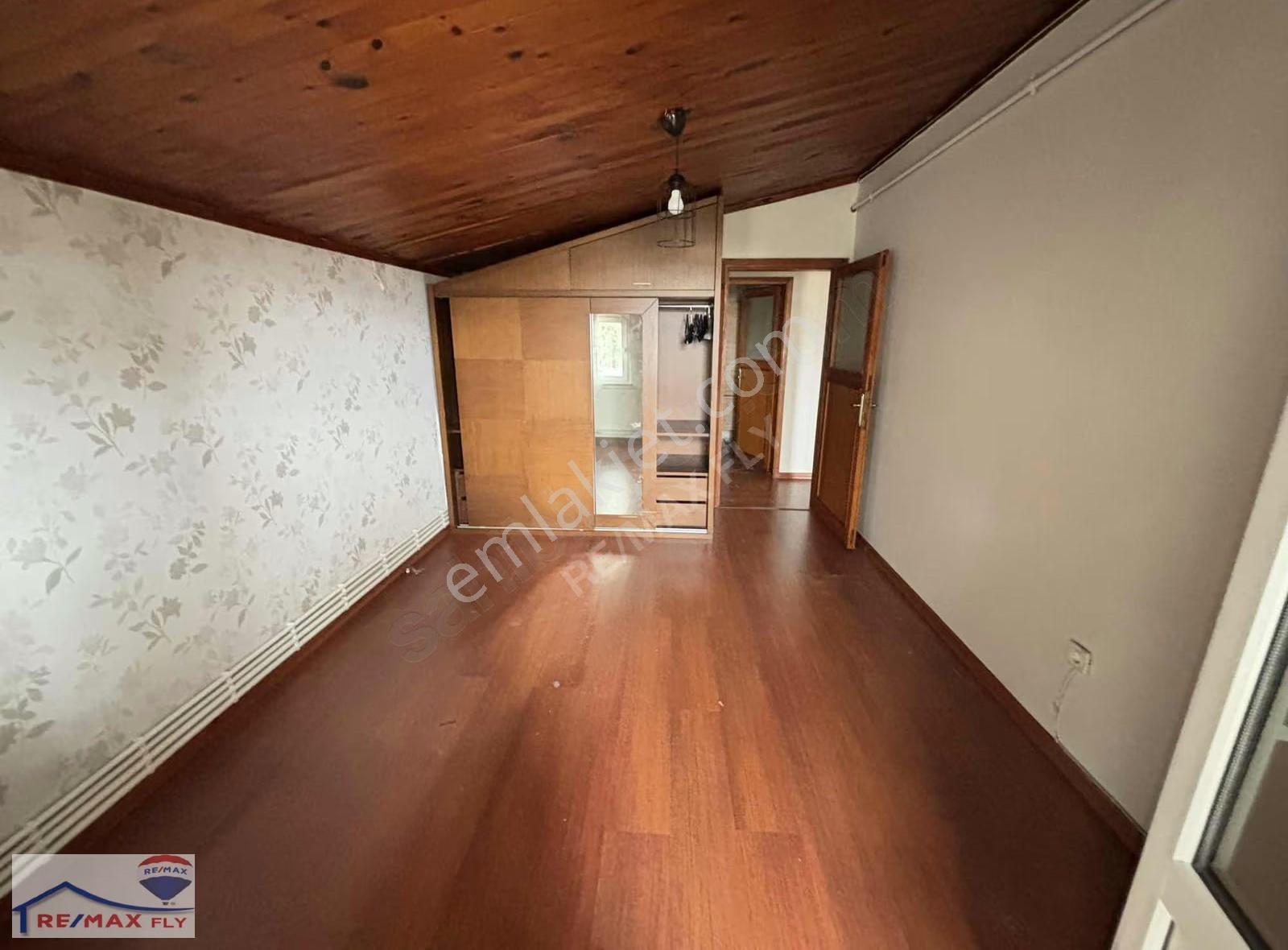 Sarıyer Tarabya Sevgi Sitesinde Manzaralı 2+1 Kiralık Daire - Görsel 16