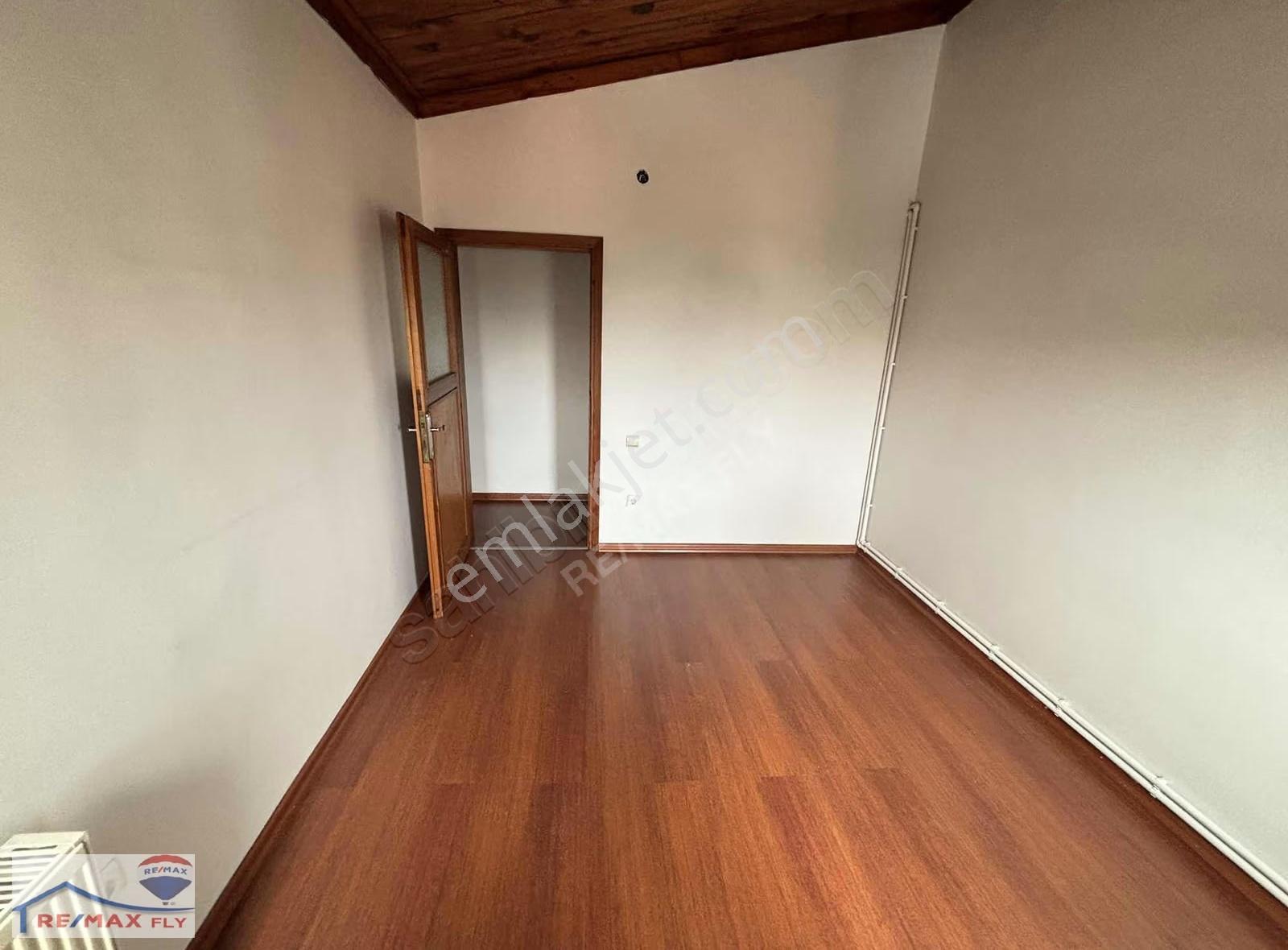 Sarıyer Tarabya Sevgi Sitesinde Manzaralı 2+1 Kiralık Daire - Görsel 13