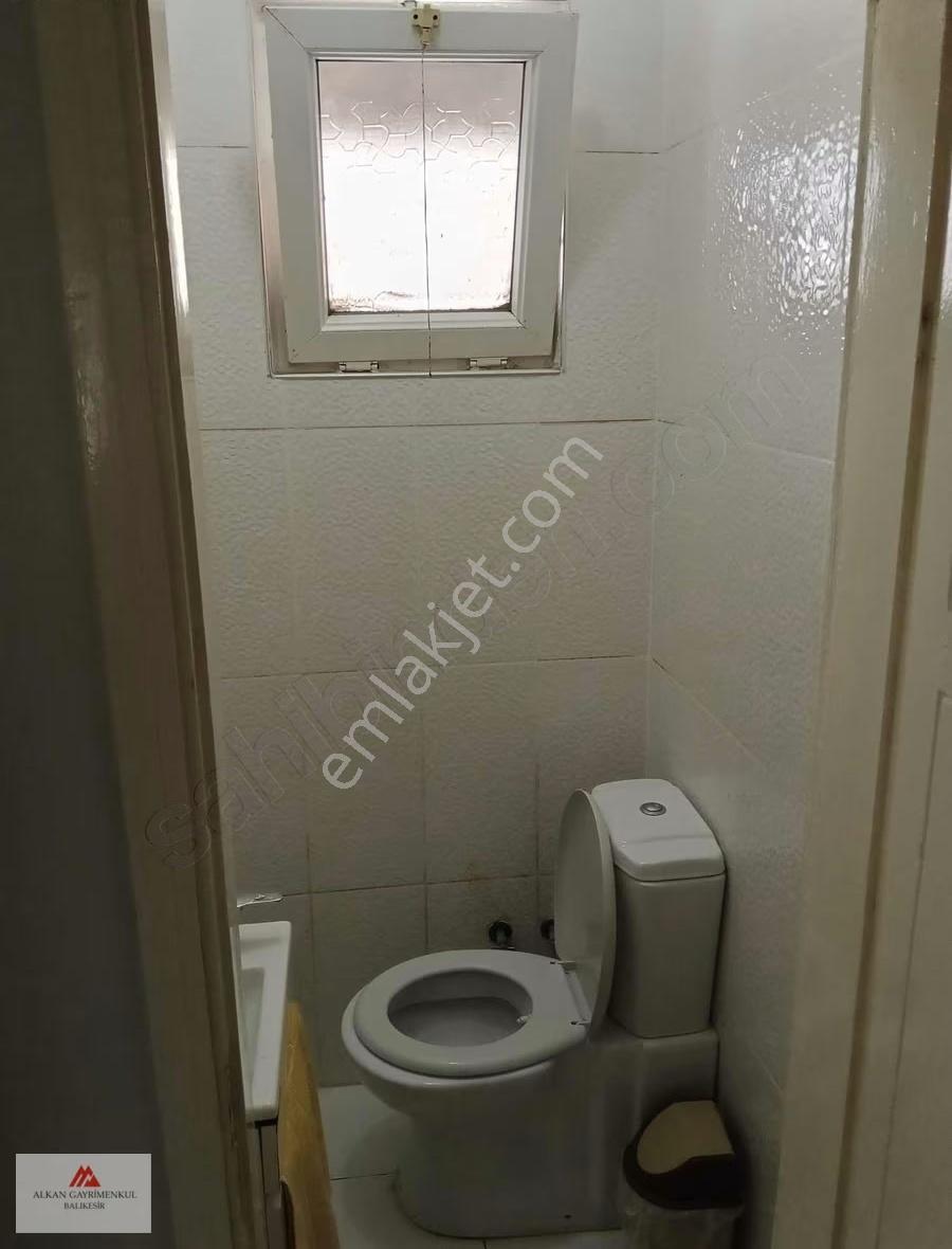 Koray Lisesi Ve Çarşıya Pazara Markete Yakın Kombili 2+1 Daire - Görsel 10