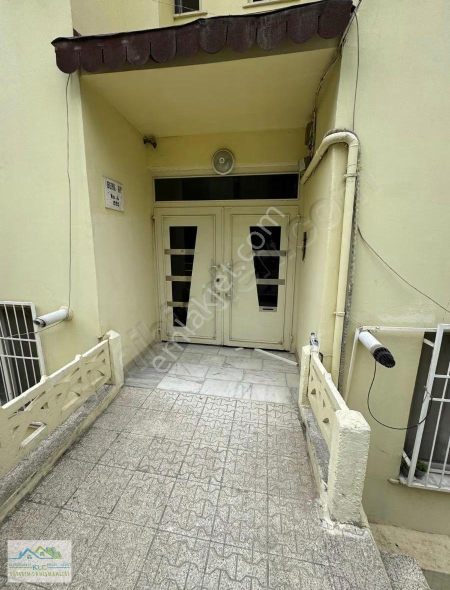 Klc Den Bahçelievler Mah.lozan Sok.postane Yanı 2+1 80 M² Daire