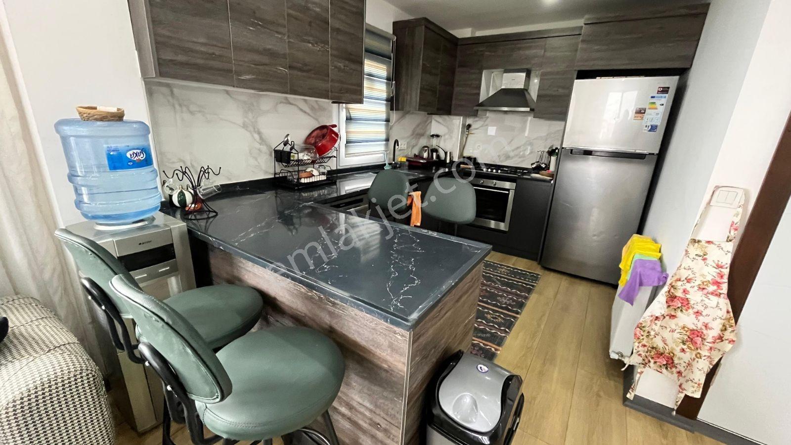 Yeniçiftlik'te Havuzlu Ful Eşyalı Şarkköşeli Müstakil Lüks Villa - Görsel 20