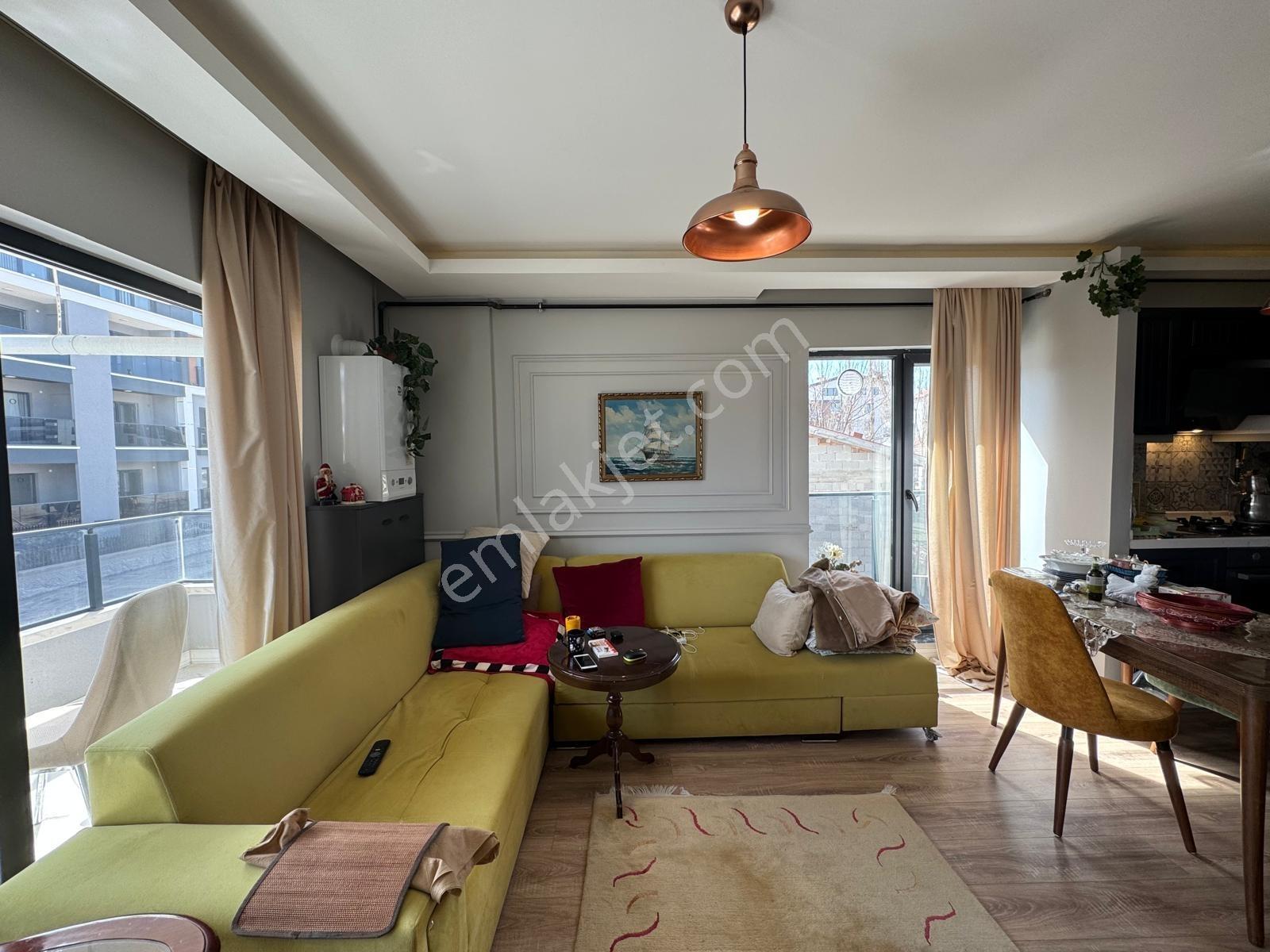 İncek'te İskanlı Ara Kat Kiracılı 50m2 Satılık 1+1 - Görsel 17