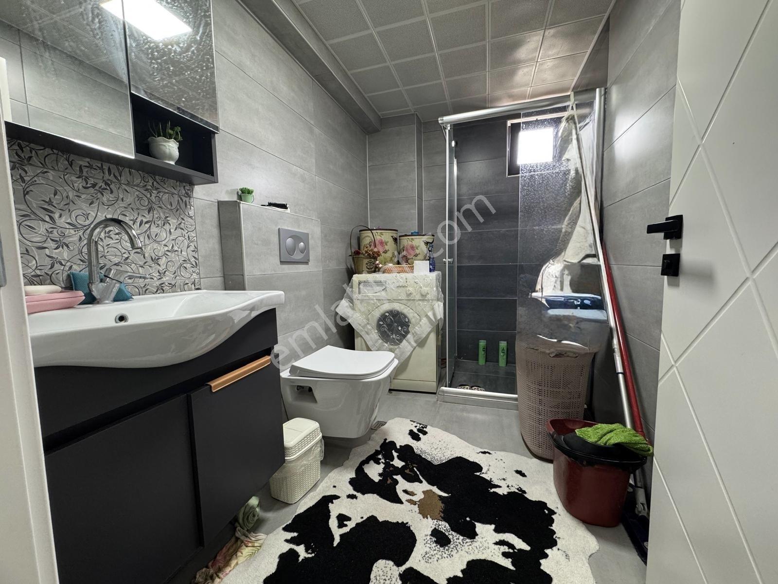 İncek'te İskanlı Ara Kat Kiracılı 50m2 Satılık 1+1 - Görsel 23