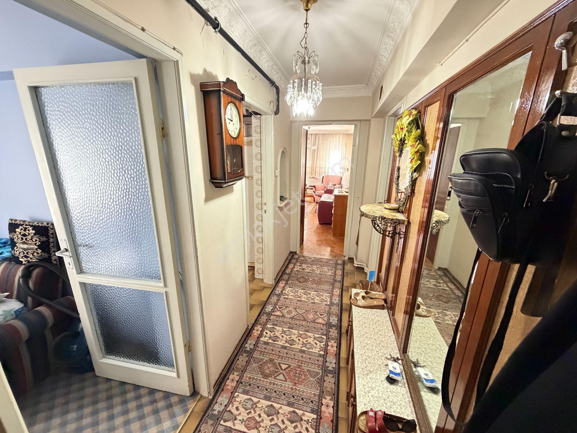 Güzelyalı'da Metroya Yakın, 85m² Net, Doğalgazlı, 3+1 Daire - Görsel 20