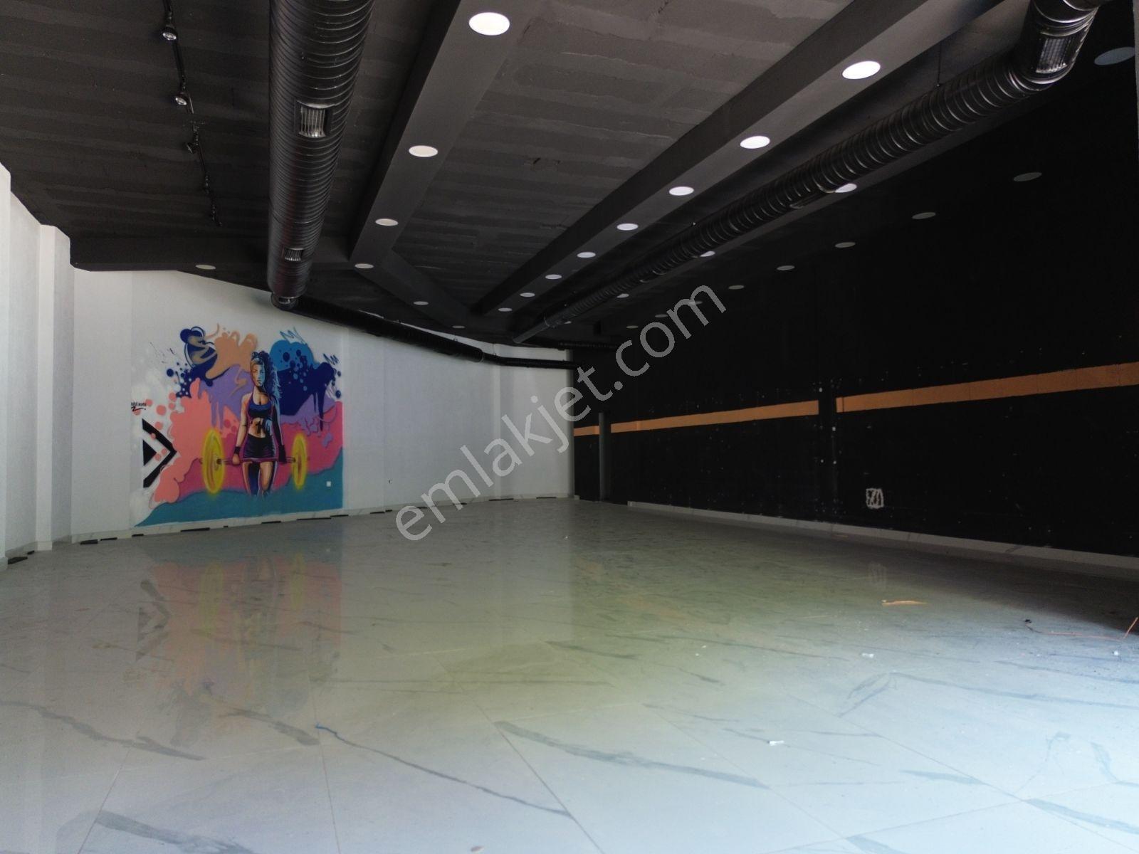 Ataevlerde 200 Metrekare Geniş Kiralık Dükkan - Görsel 18