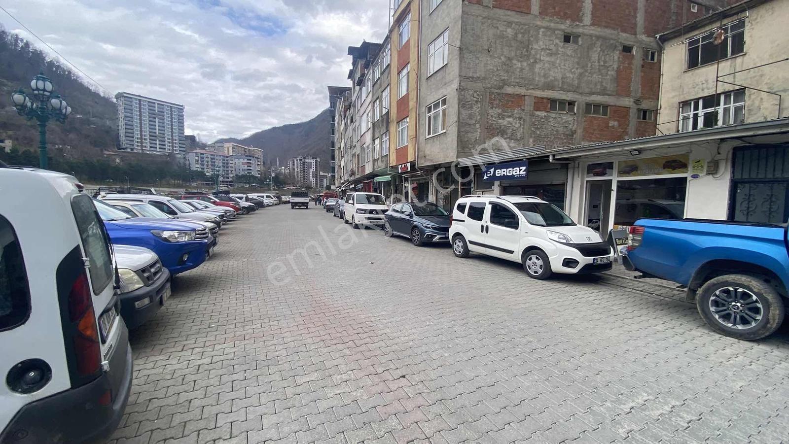Altın Emlak Borçka Çift Cephe 224m2 Kiracılı Satılık Dükkan - Görsel 17