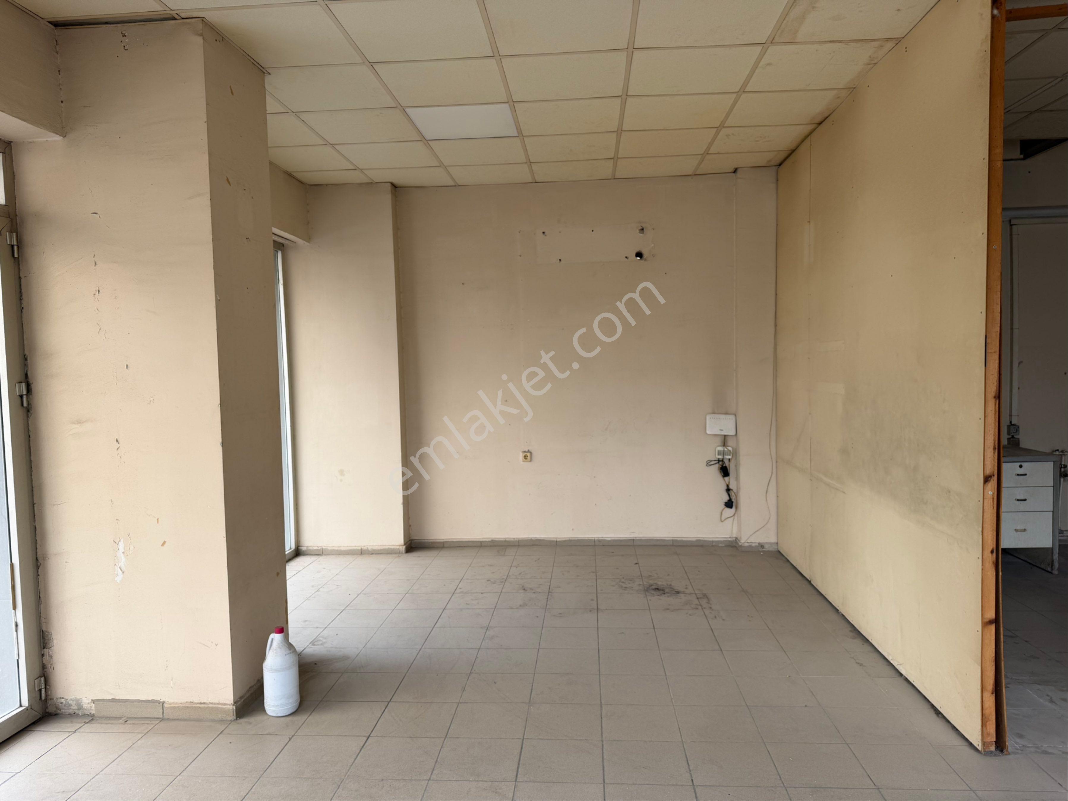 Karşıyaka Yalı Mahallesinde Kiralık Köşe,iş Yeri,mağaza, Dükkan - Görsel 9