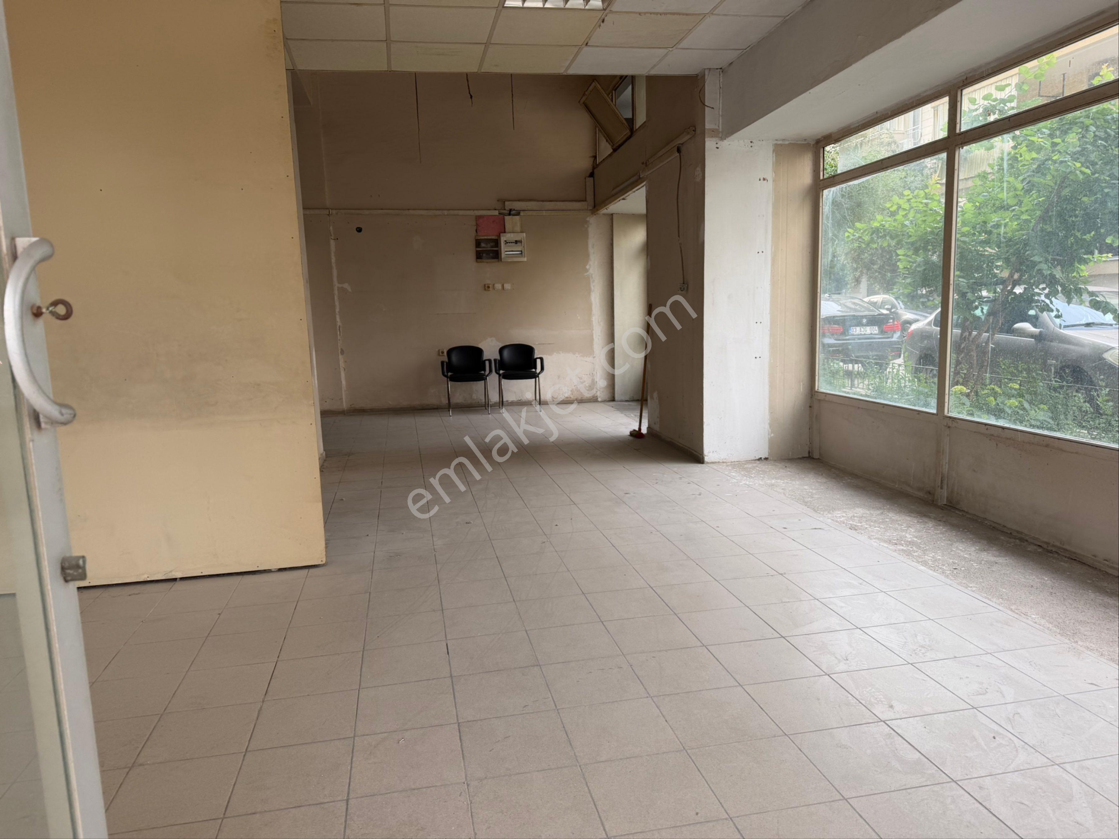 Karşıyaka Yalı Mahallesinde Kiralık Köşe,iş Yeri,mağaza, Dükkan - Görsel 8