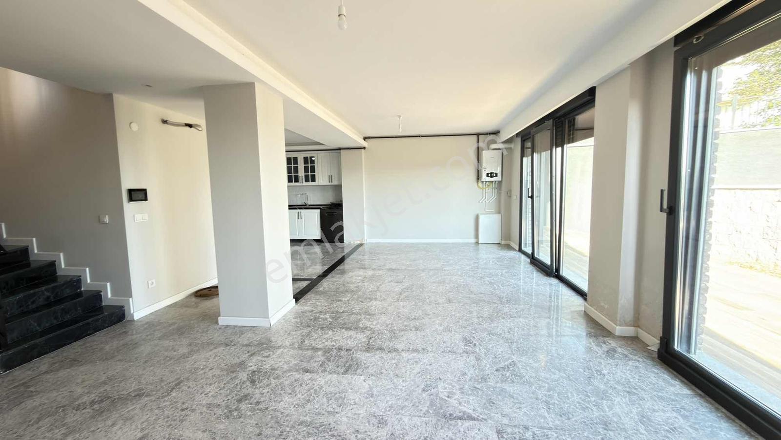 Şile Balibey Lotus Villalarında 5+2 Panoramik Vadi Manzaralı - Görsel 3